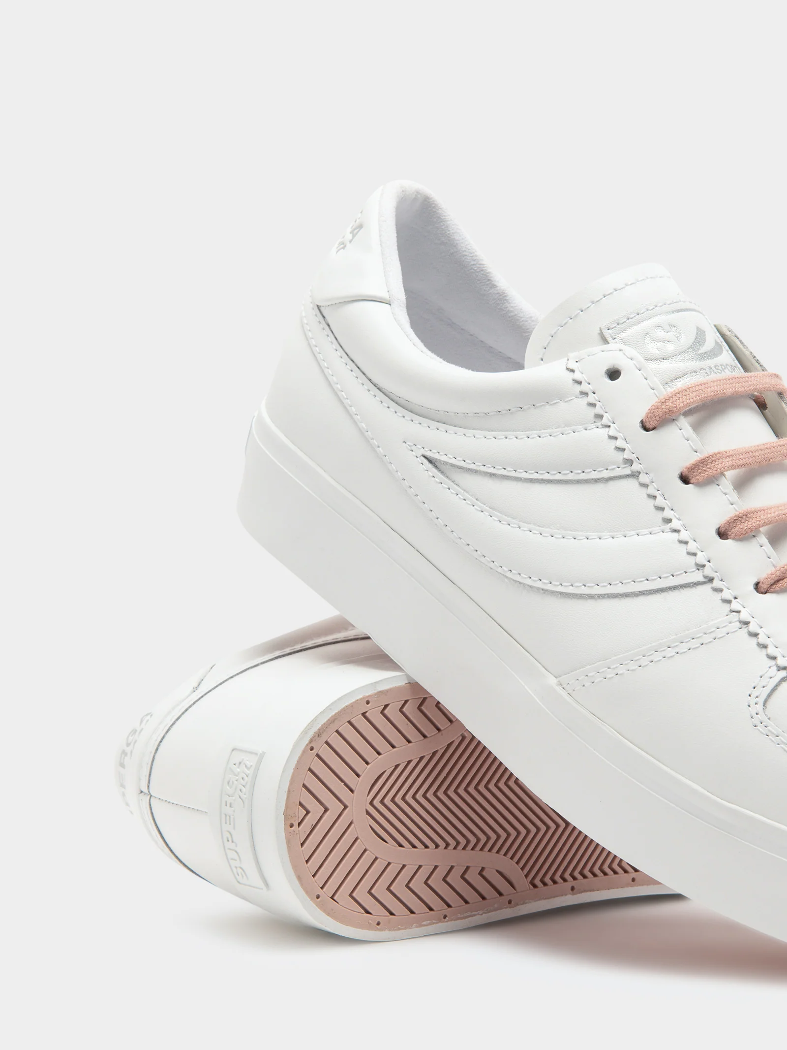 Womens 2850 Seattle 3 Sneaker - Image 5