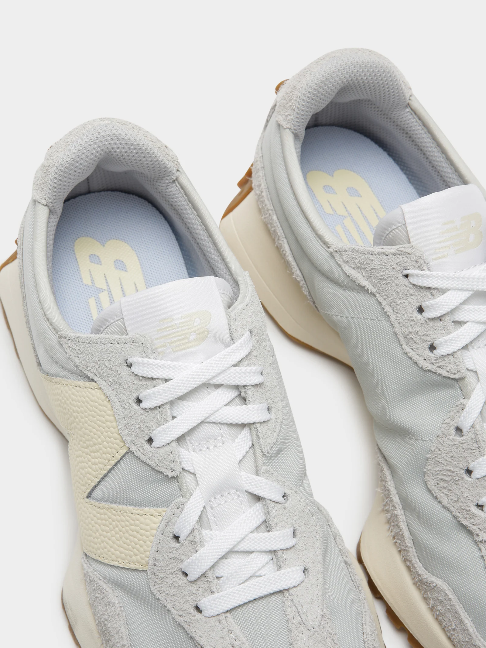 Womens 327 Sneakers - Image 3