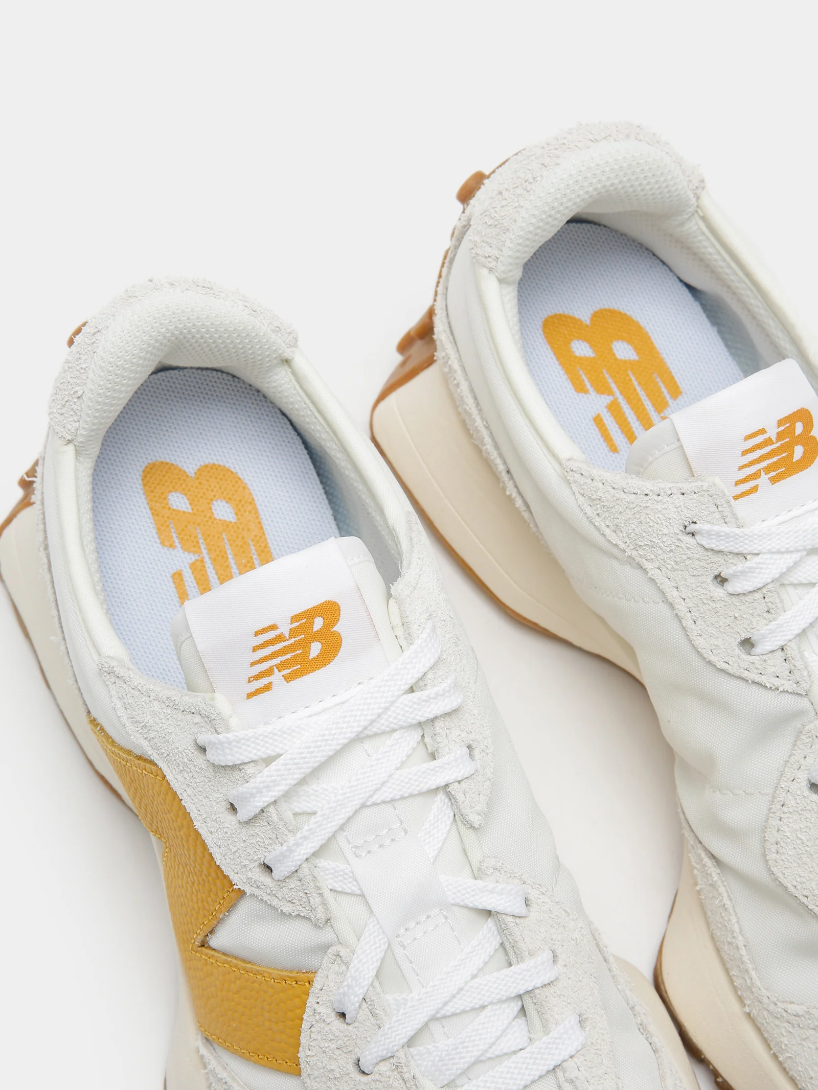 Womens 327 Sneakers - Image 3