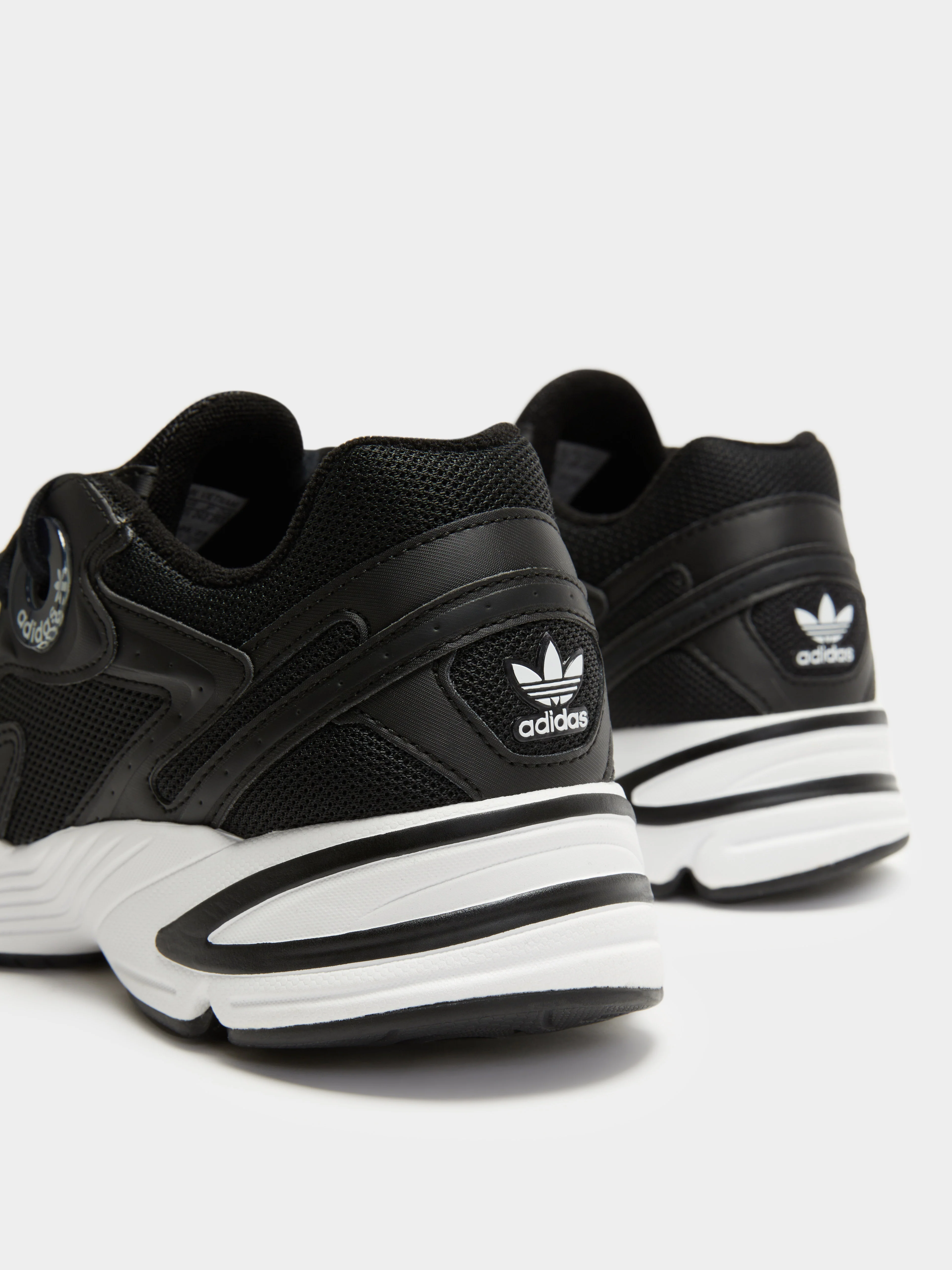 Womens Astir Sneakers - Image 6