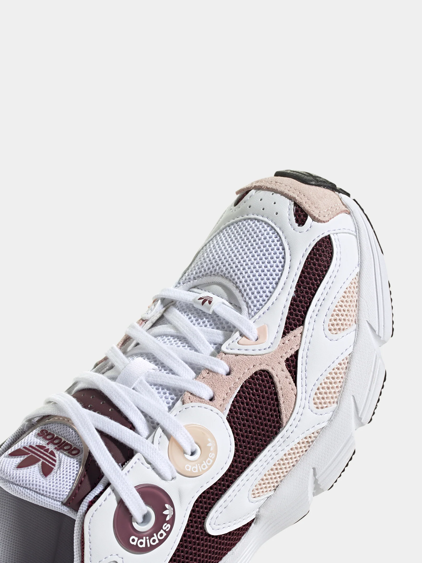 Womens Astir Sneakers - Image 3