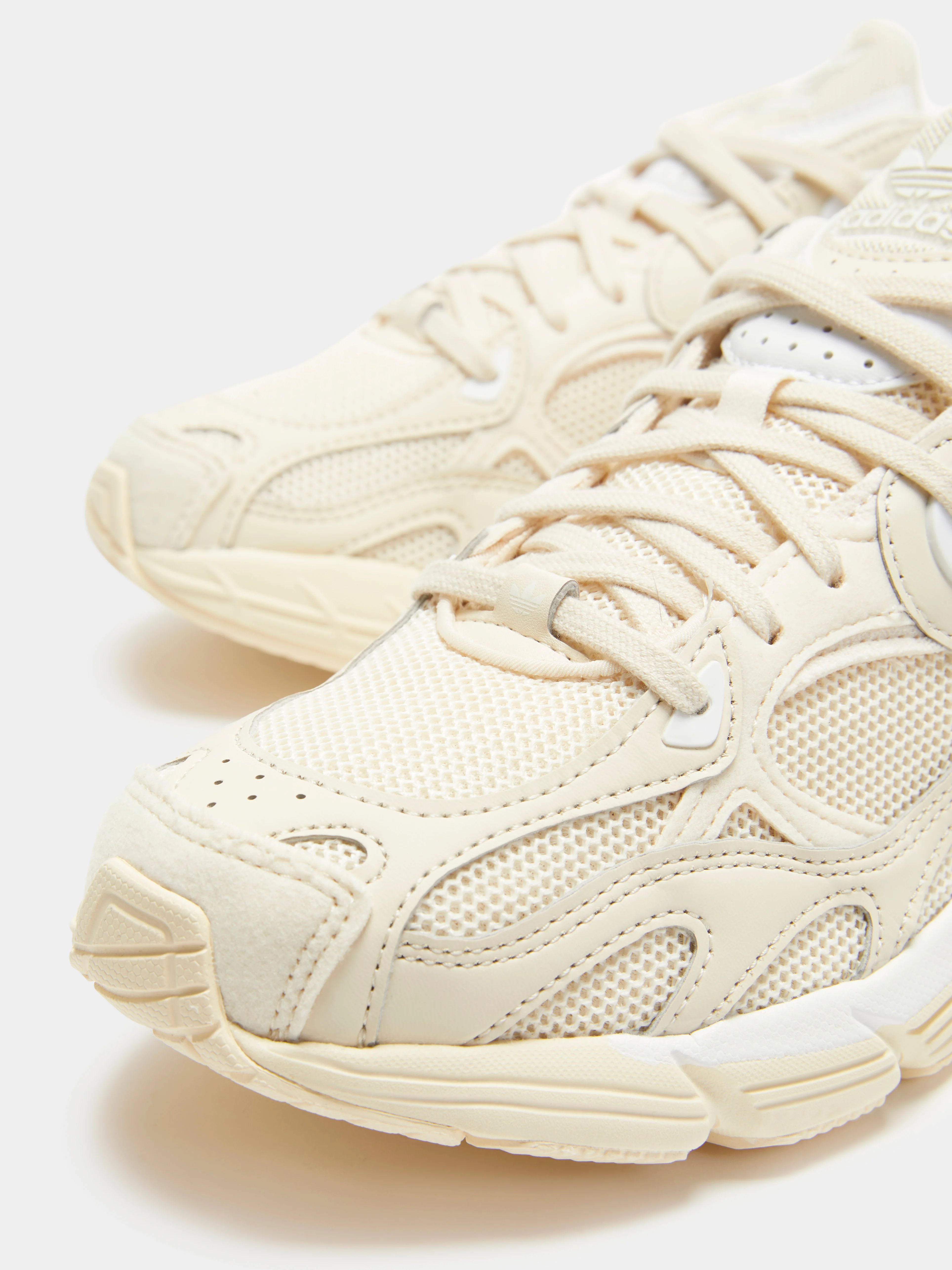 Womens Astir Sneakers - Image 4