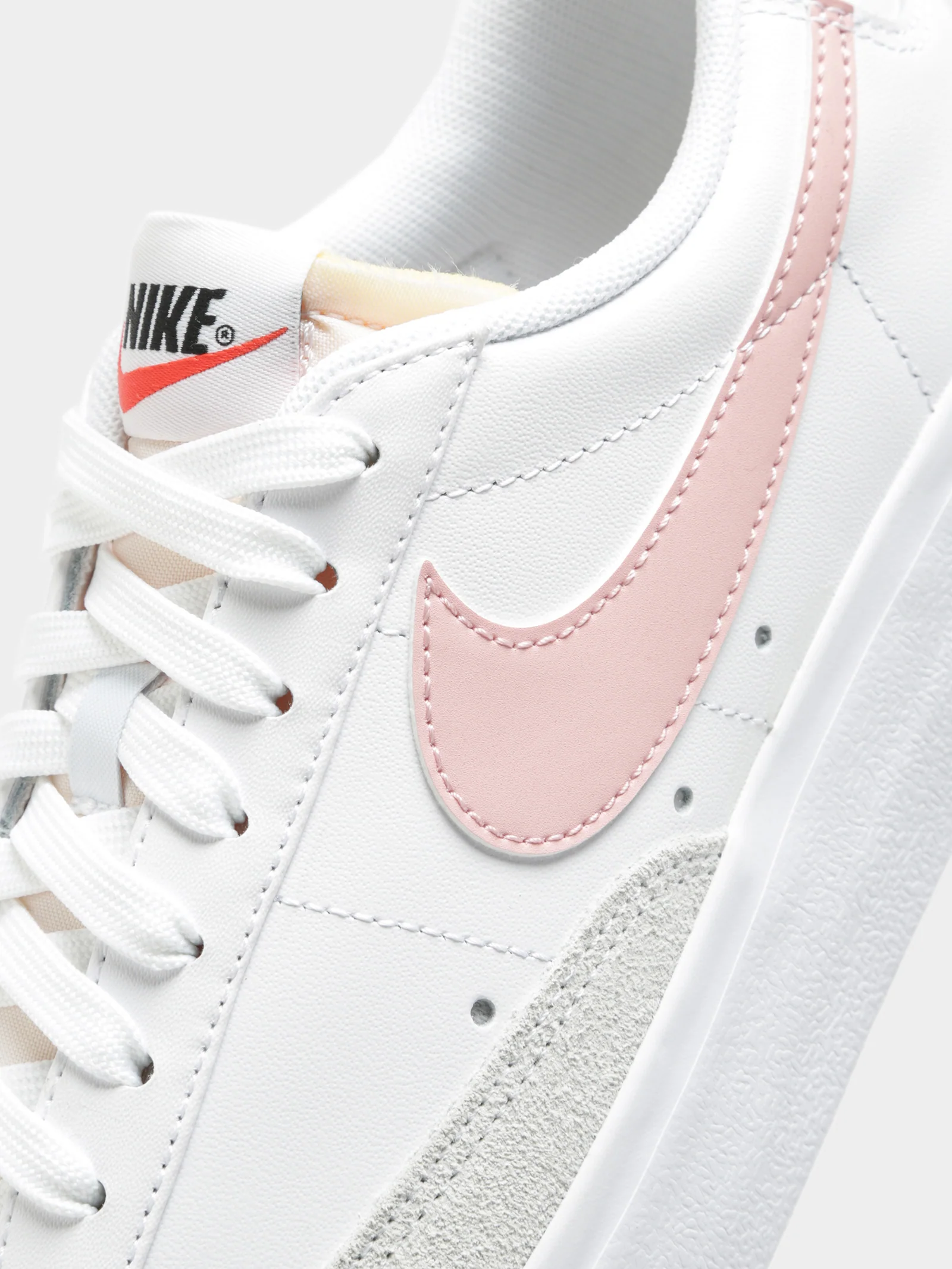 Womens Blazer Lo Platforms Sneakers - Image 4