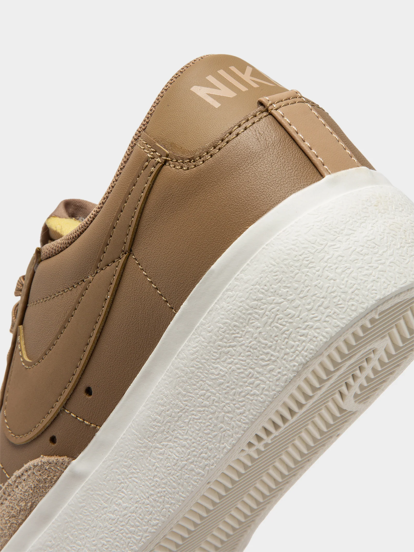 Womens Blazer Low Platform Sneakers - Image 4