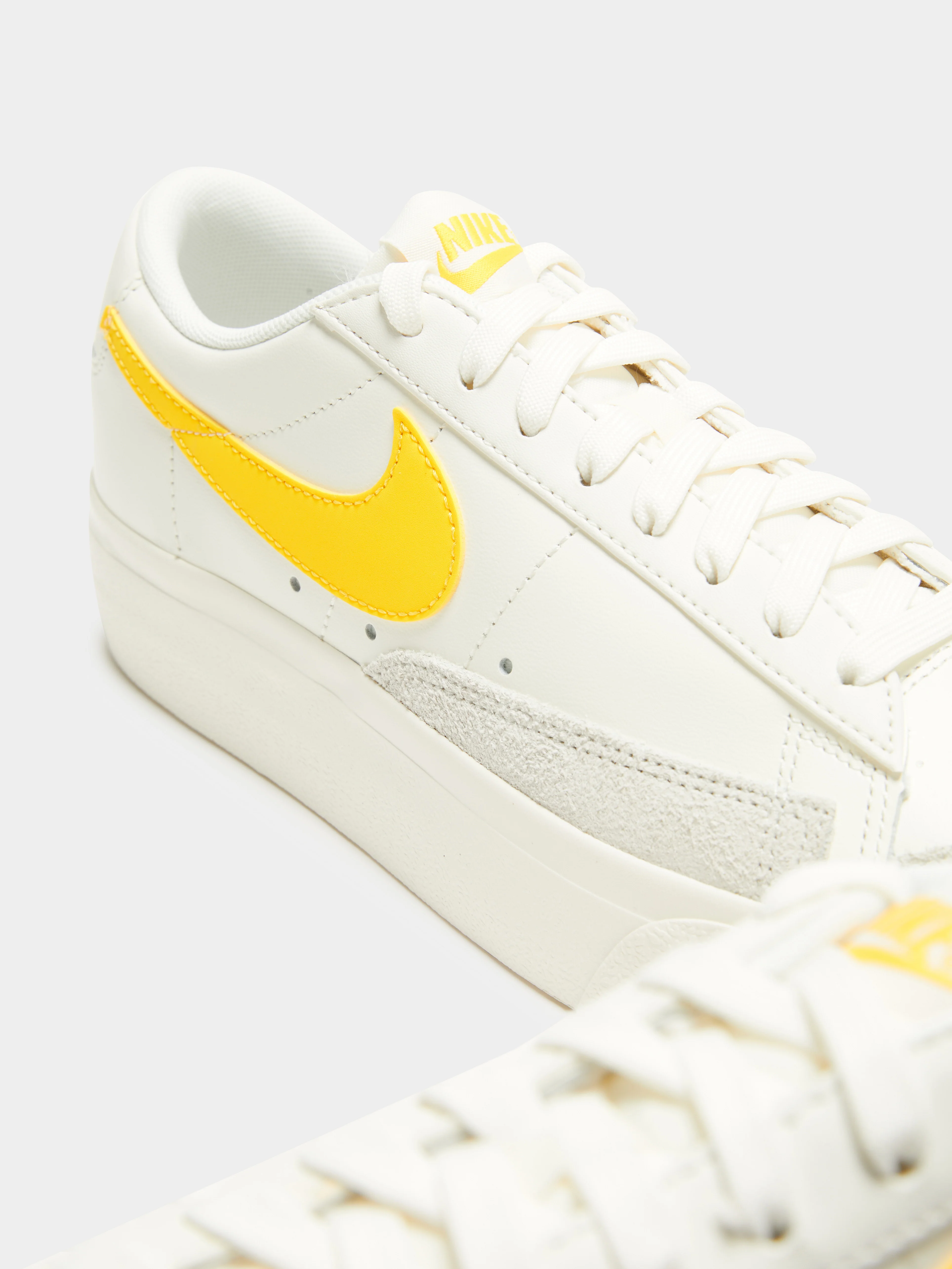 Womens Blazer Low Platform Sneakers - Image 3