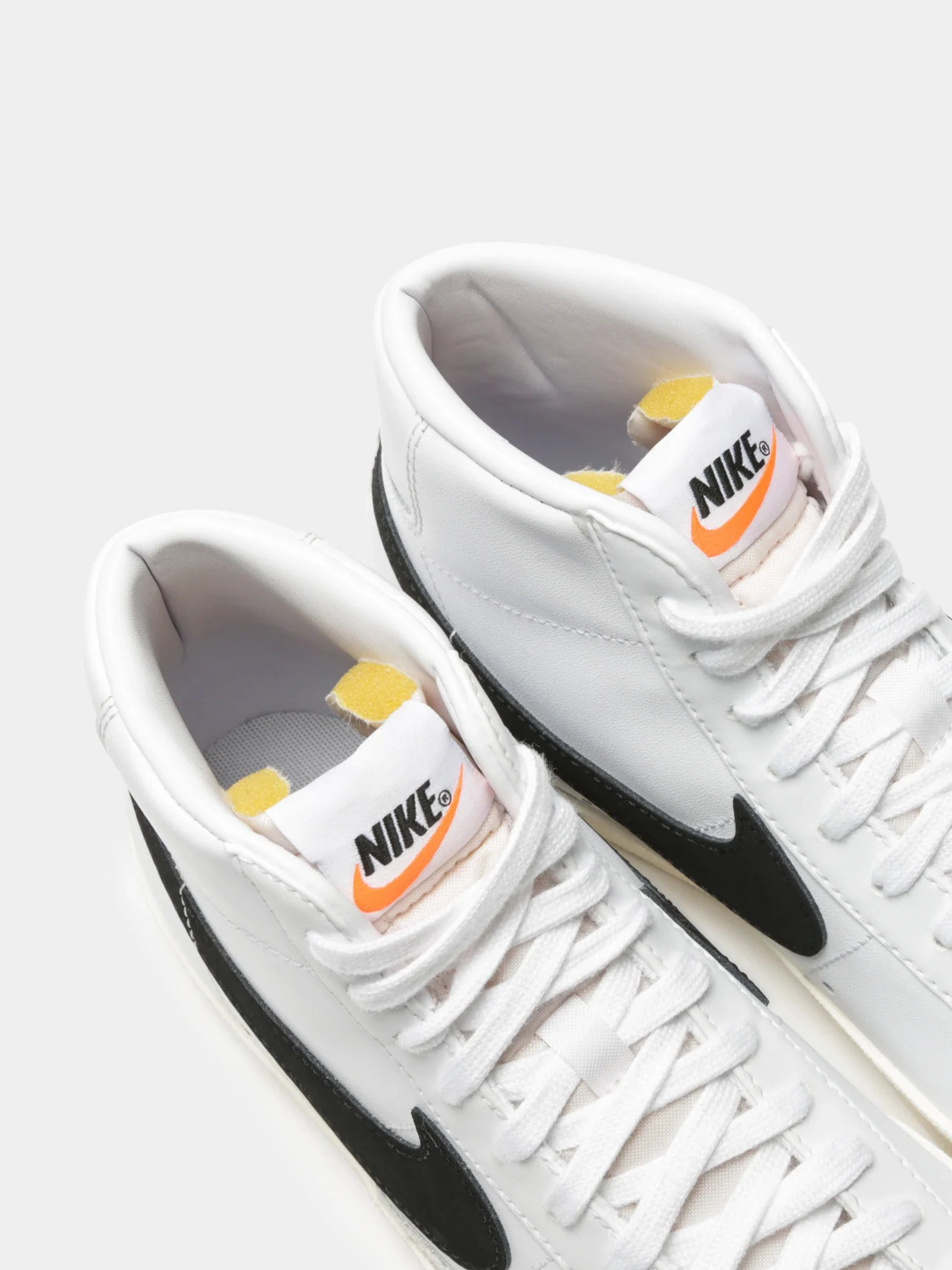 Womens Blazer Mid 77' Sneakers - Image 3