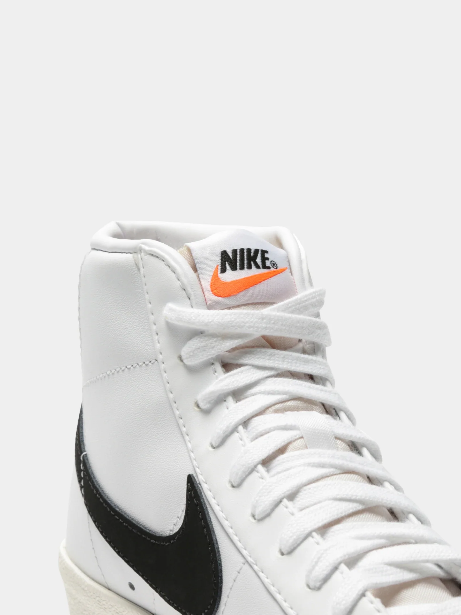 Womens Blazer Mid 77' Sneakers - Image 4