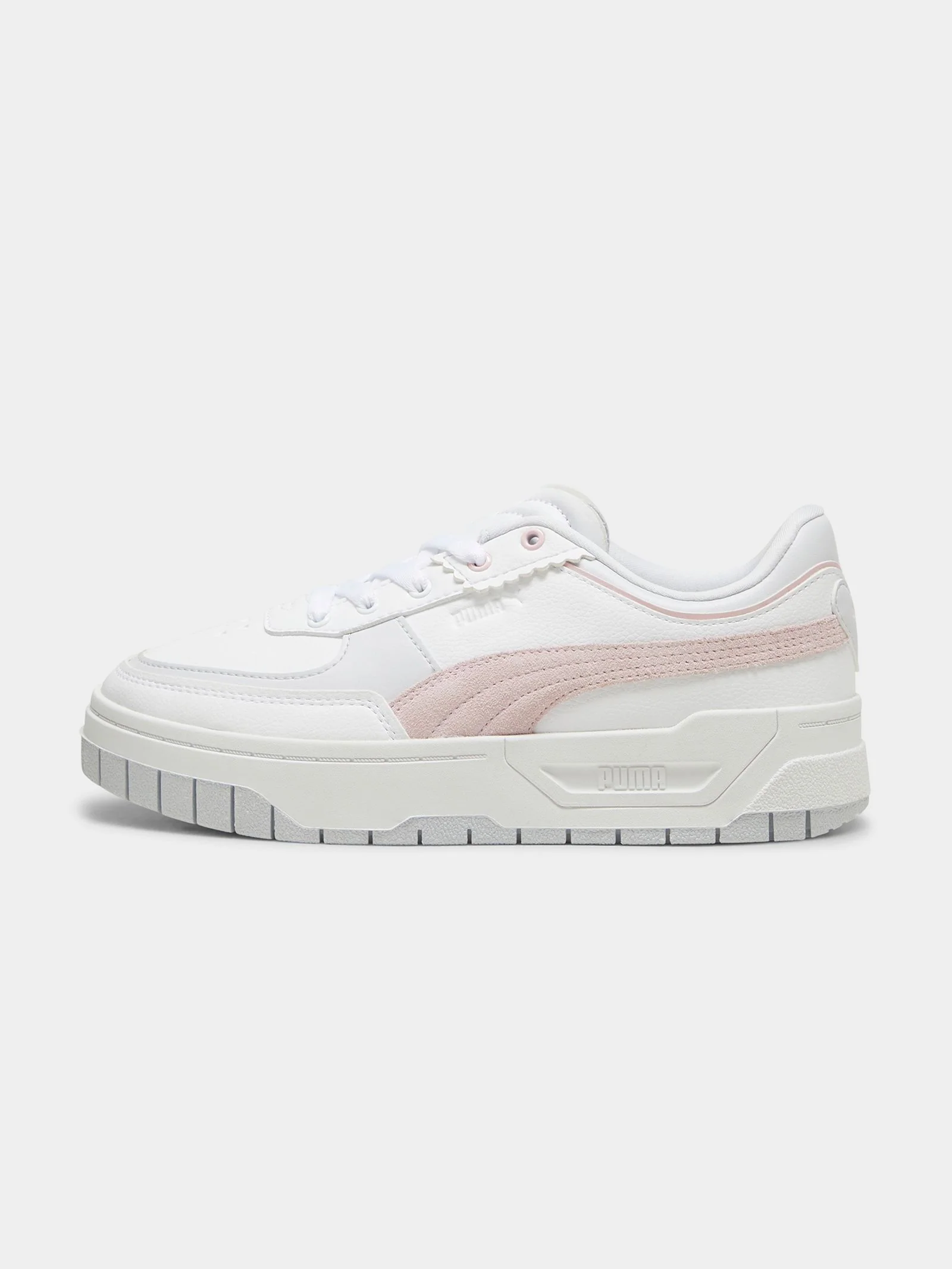 Womens Cali Dream Queen of 3s Sneakers - Image 4