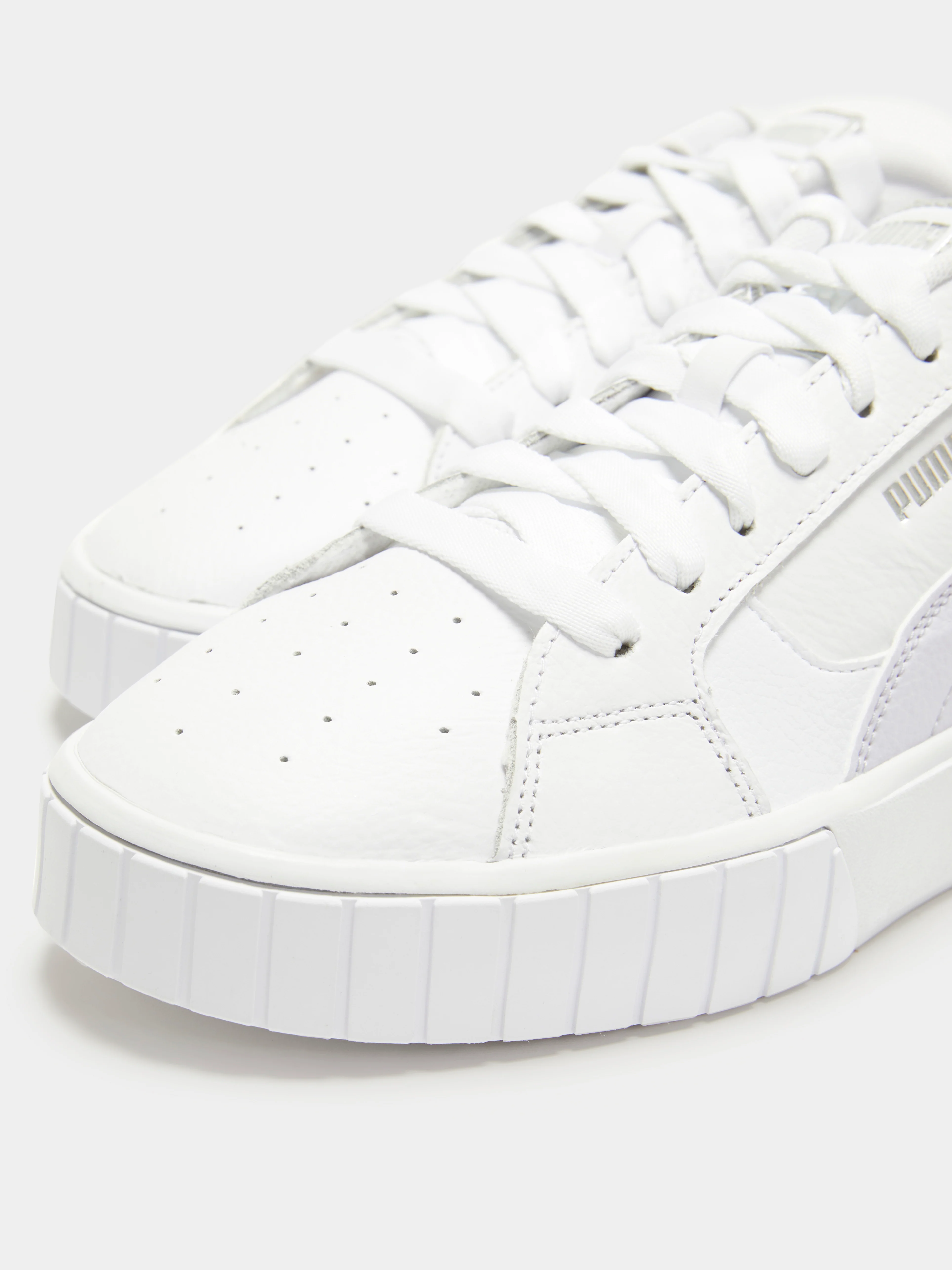 Womens Cali Star Sneakers - Image 4