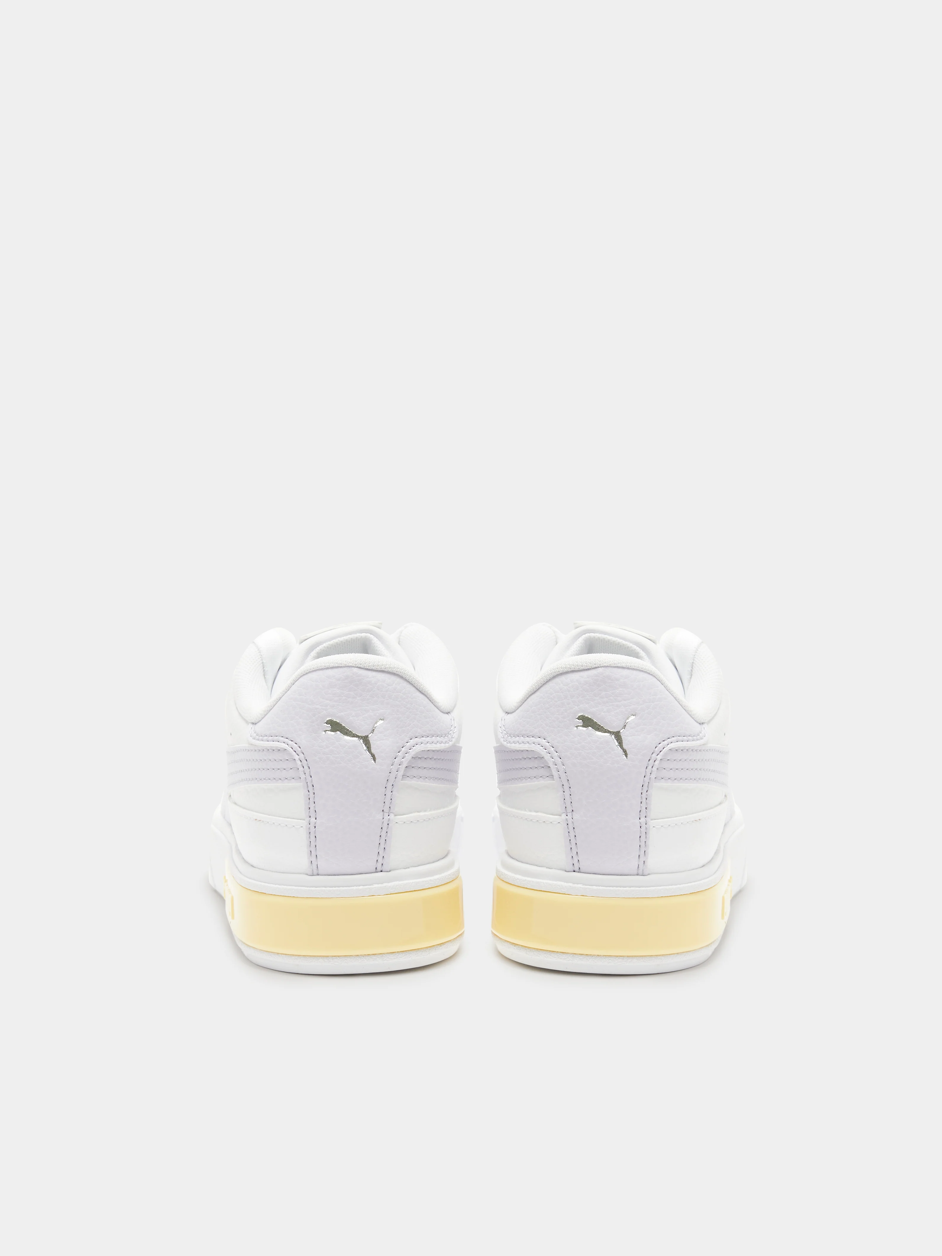 Womens Cali Star Sneakers - Image 8