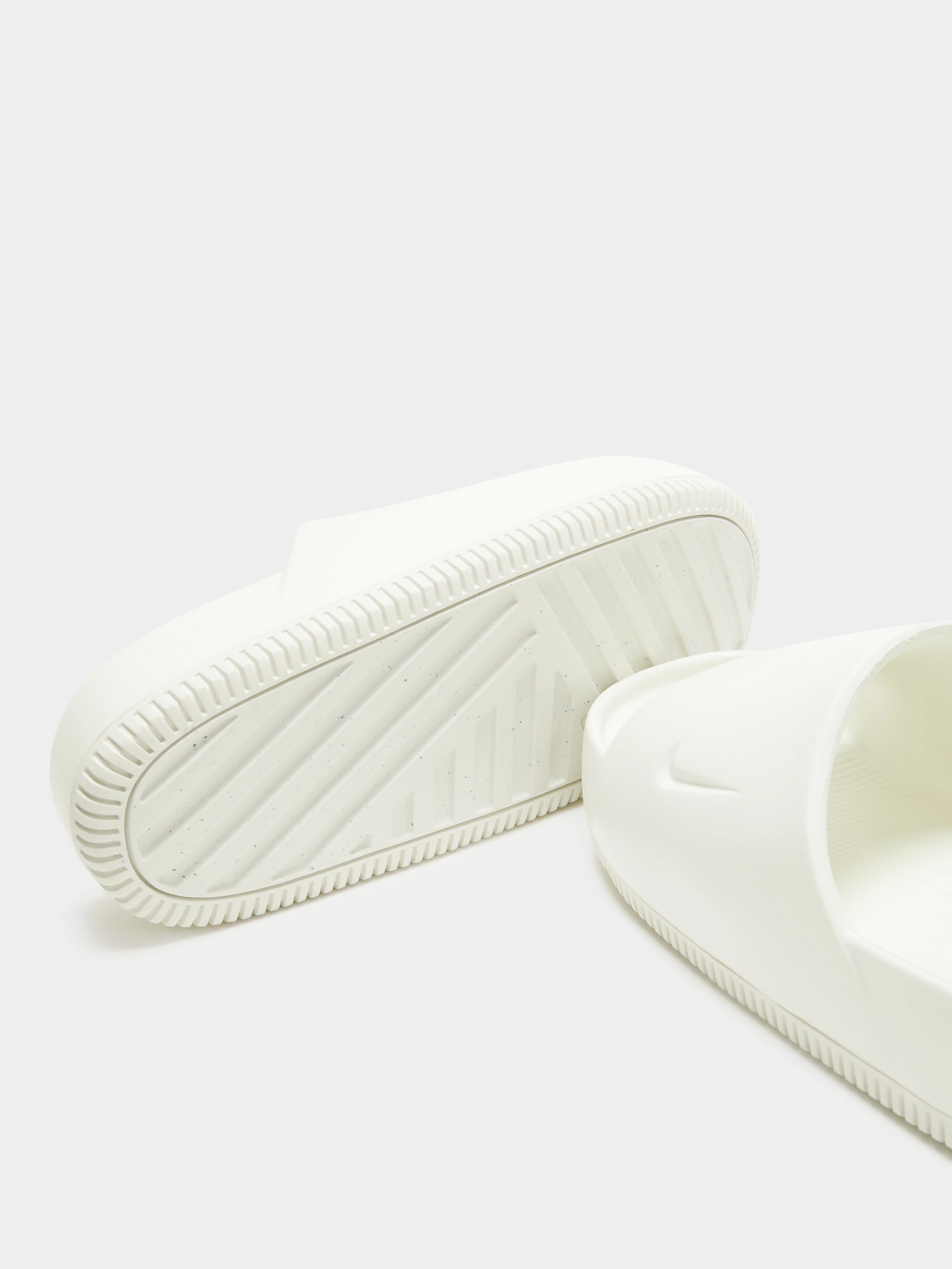 Womens Calm Slides - Image 3
