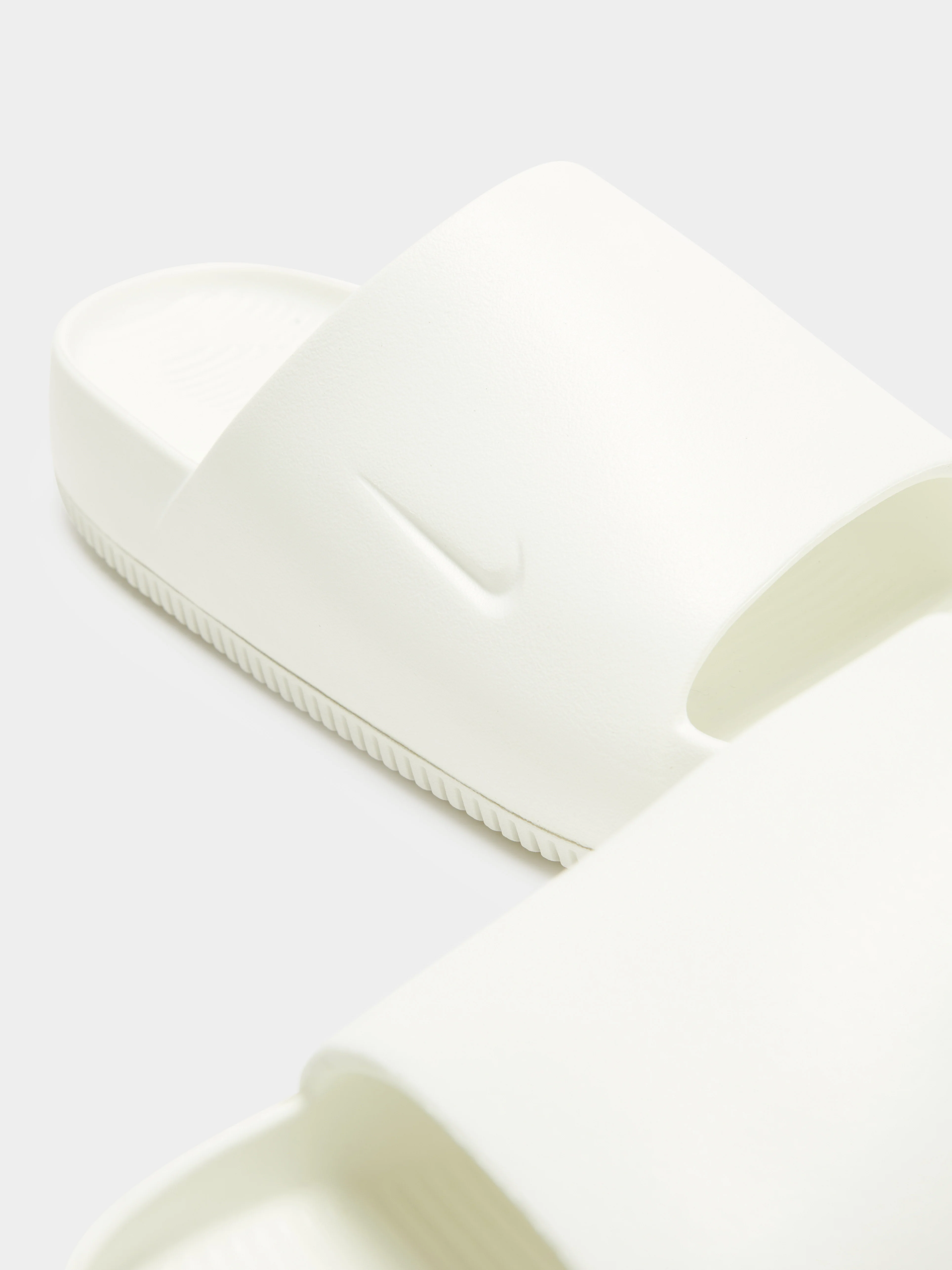 Womens Calm Slides - Image 4
