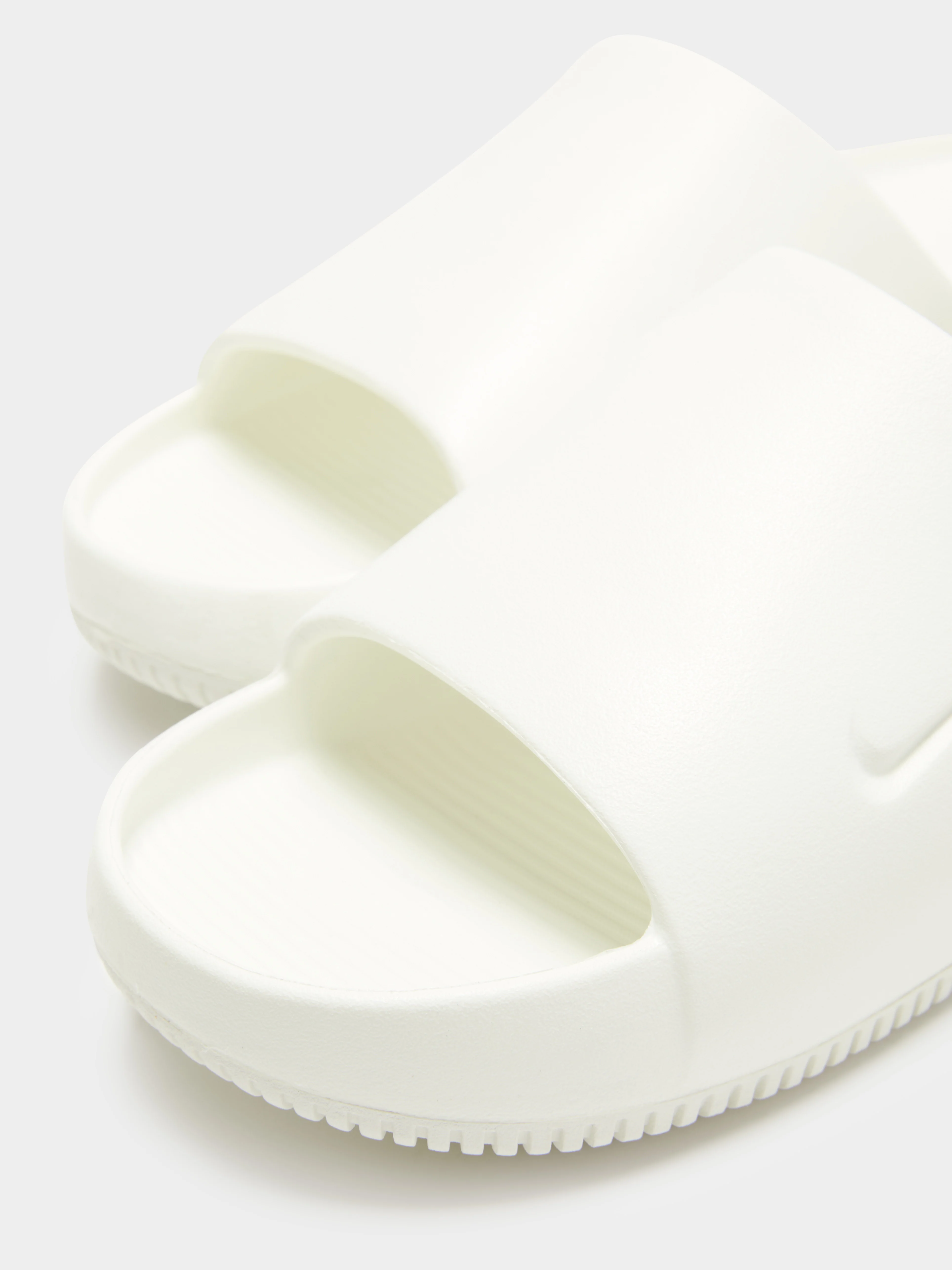 Womens Calm Slides - Image 5