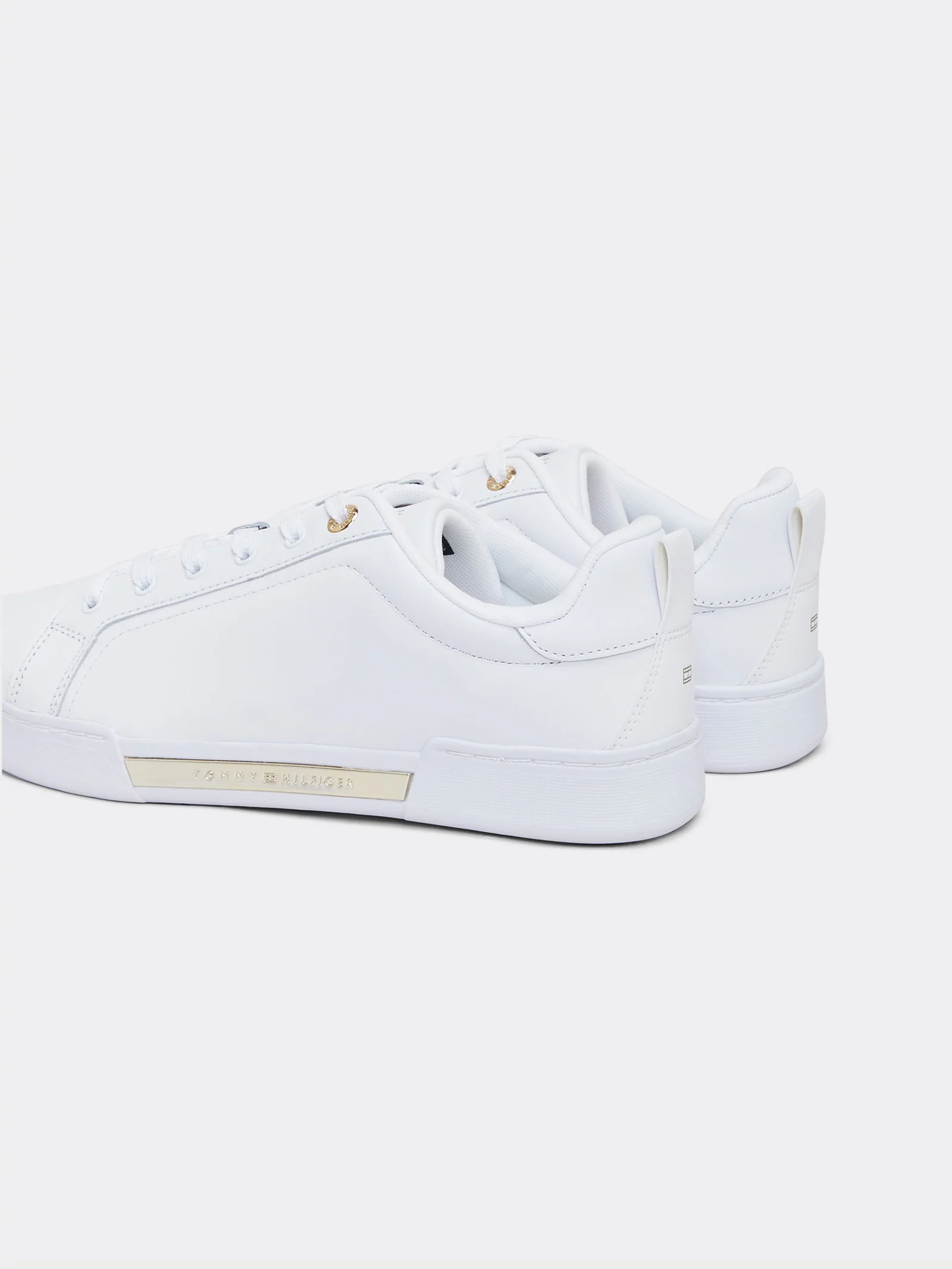 Womens Chique Court Sneakers - Image 3