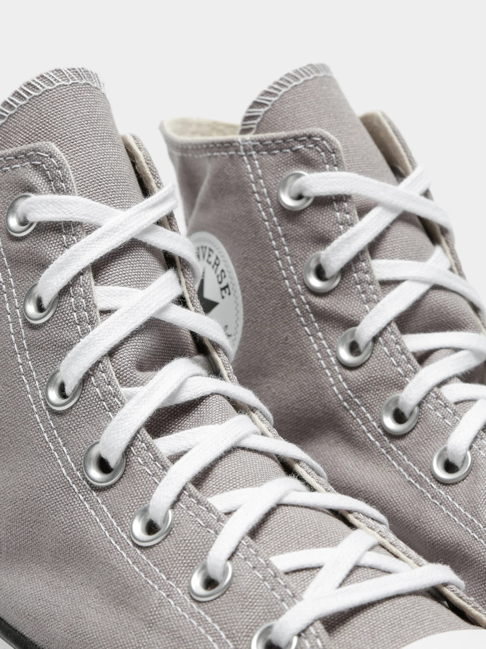 Womens Chuck Taylor All Star Lift High Top - Image 3