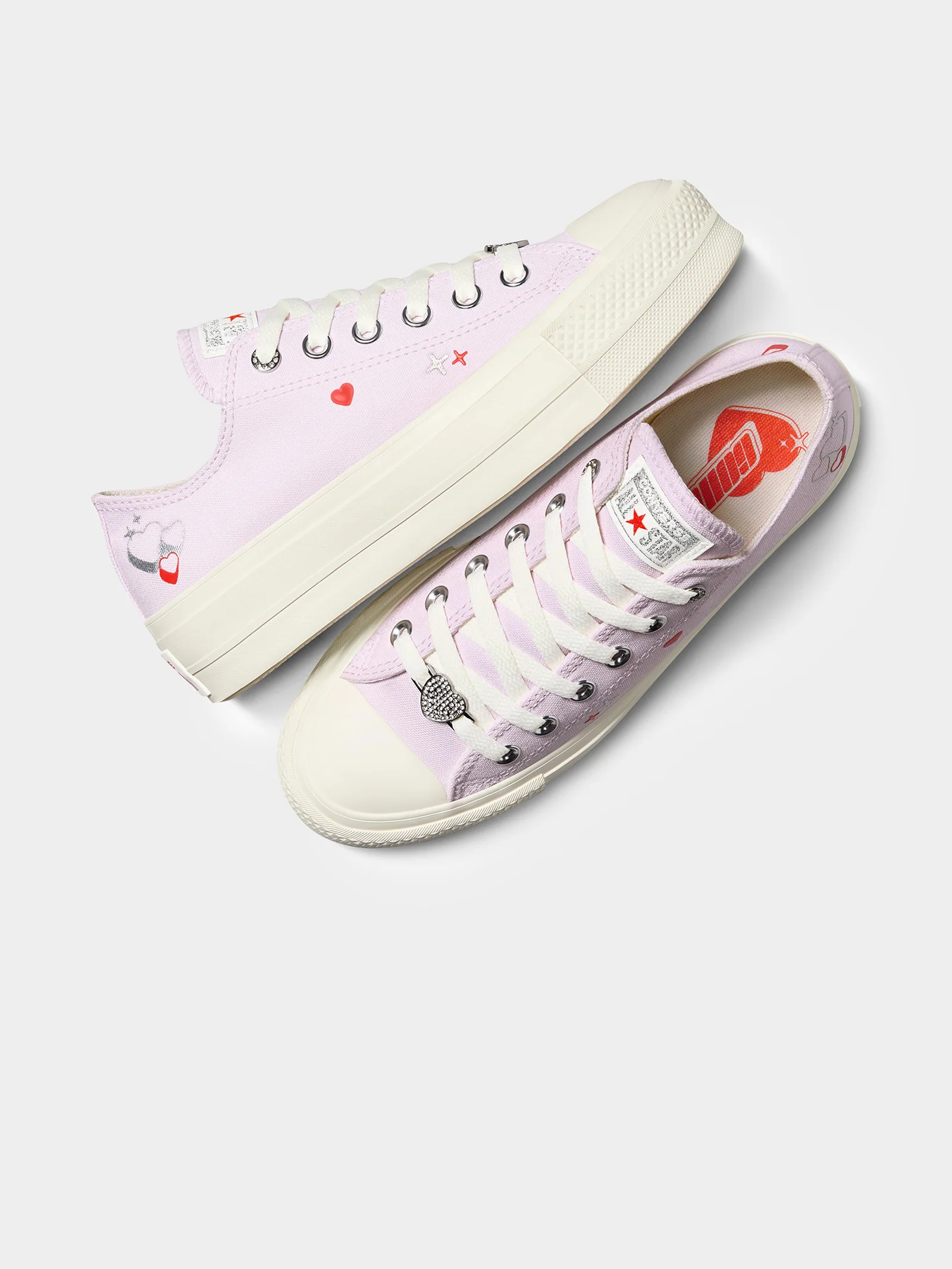 Womens Chuck Taylor All Star Lift Y2K Heart Low Top Sneakers - Image 4
