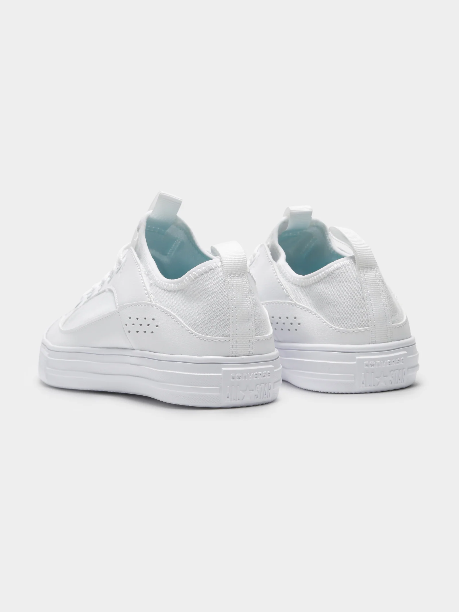 Womens Chuck Taylor Wave Ultra Ox - Image 7