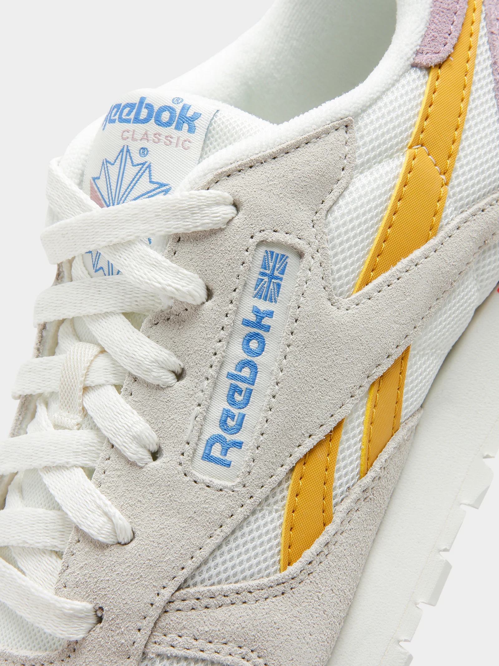 Womens Classic Leather Sneakers - Image 5