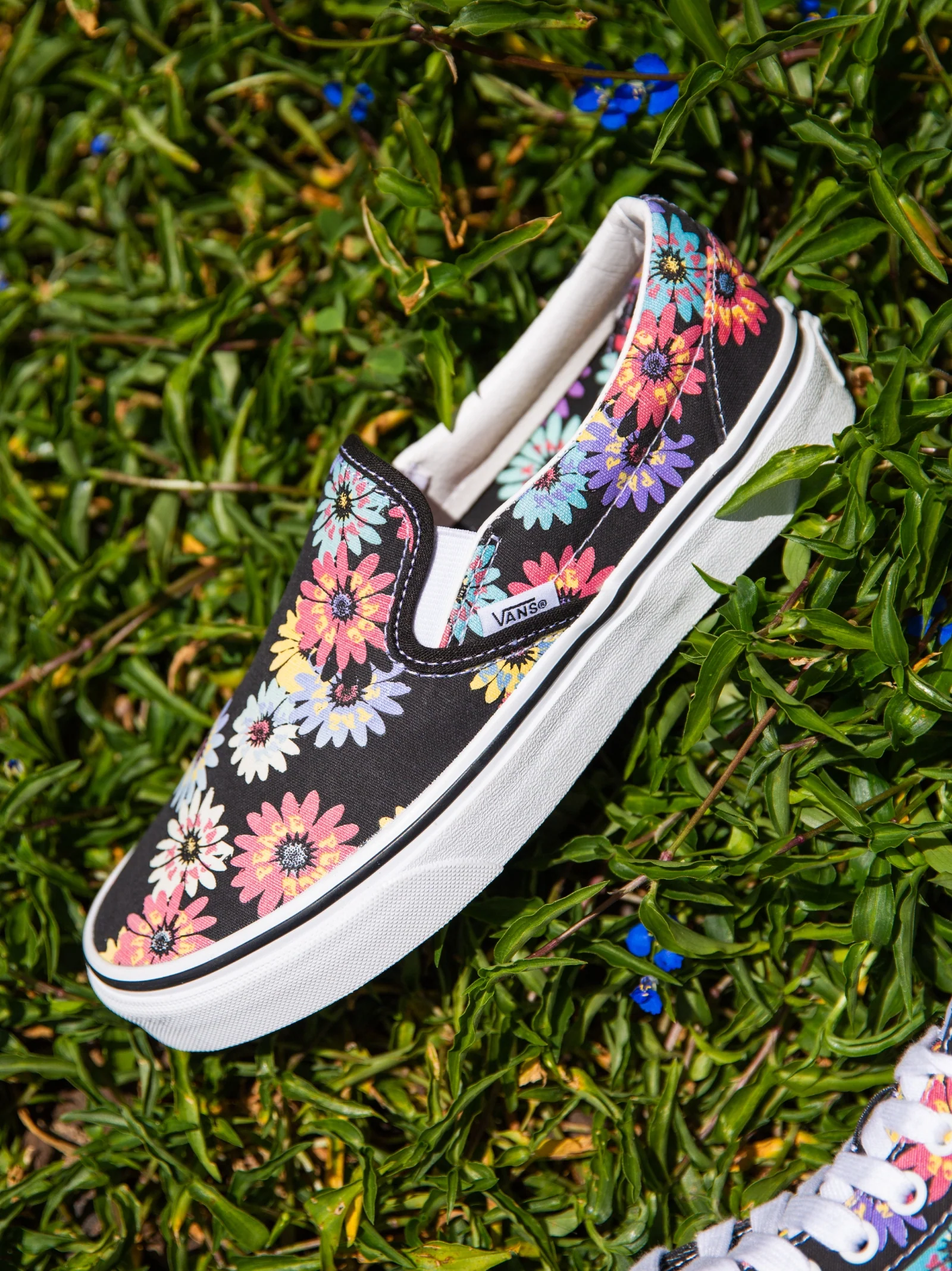 Womens Classic Slip On Sneakers - Image 8