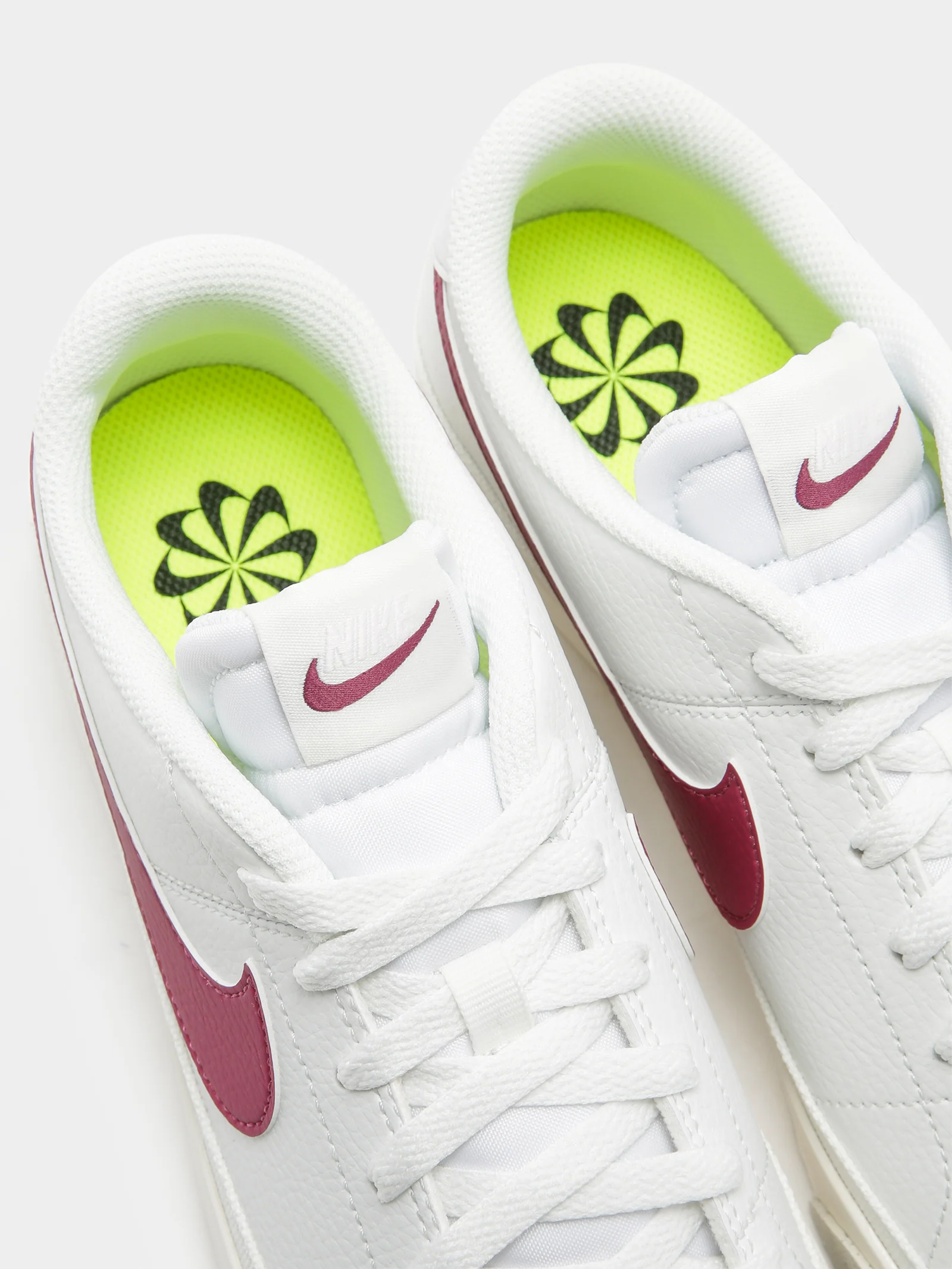 Womens Court Legacy Canvas Sneaker - Image 4