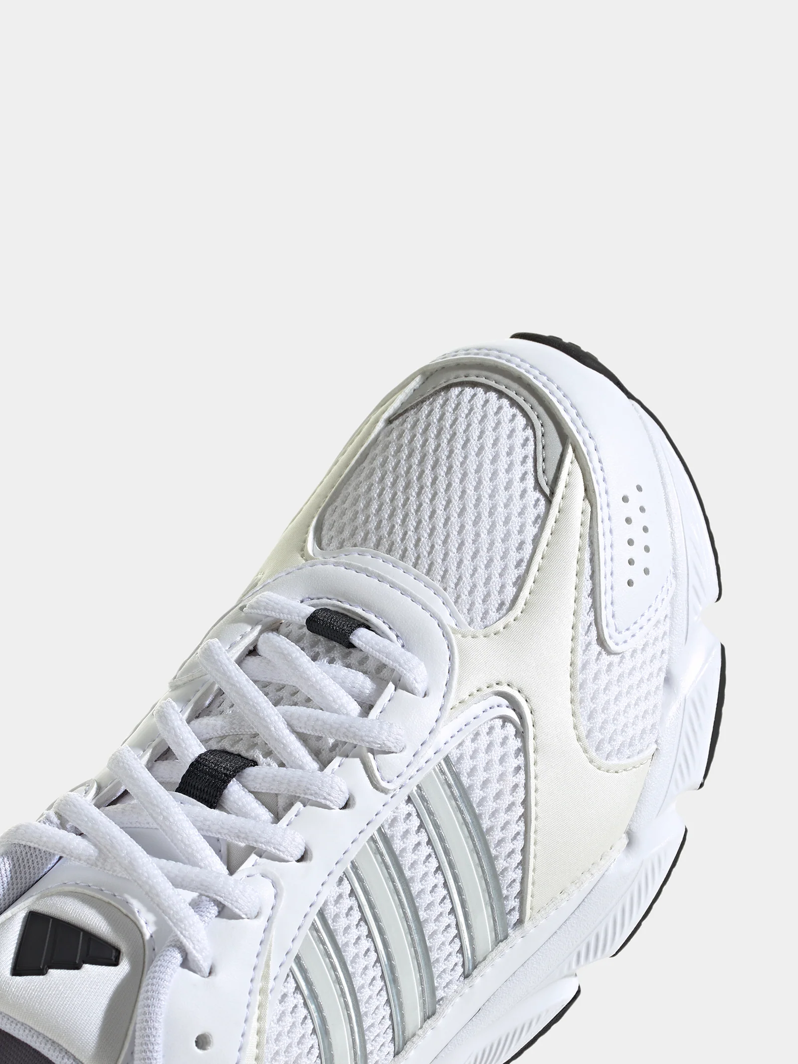 Womens Crazychaos 2000 Sneaker - Image 3