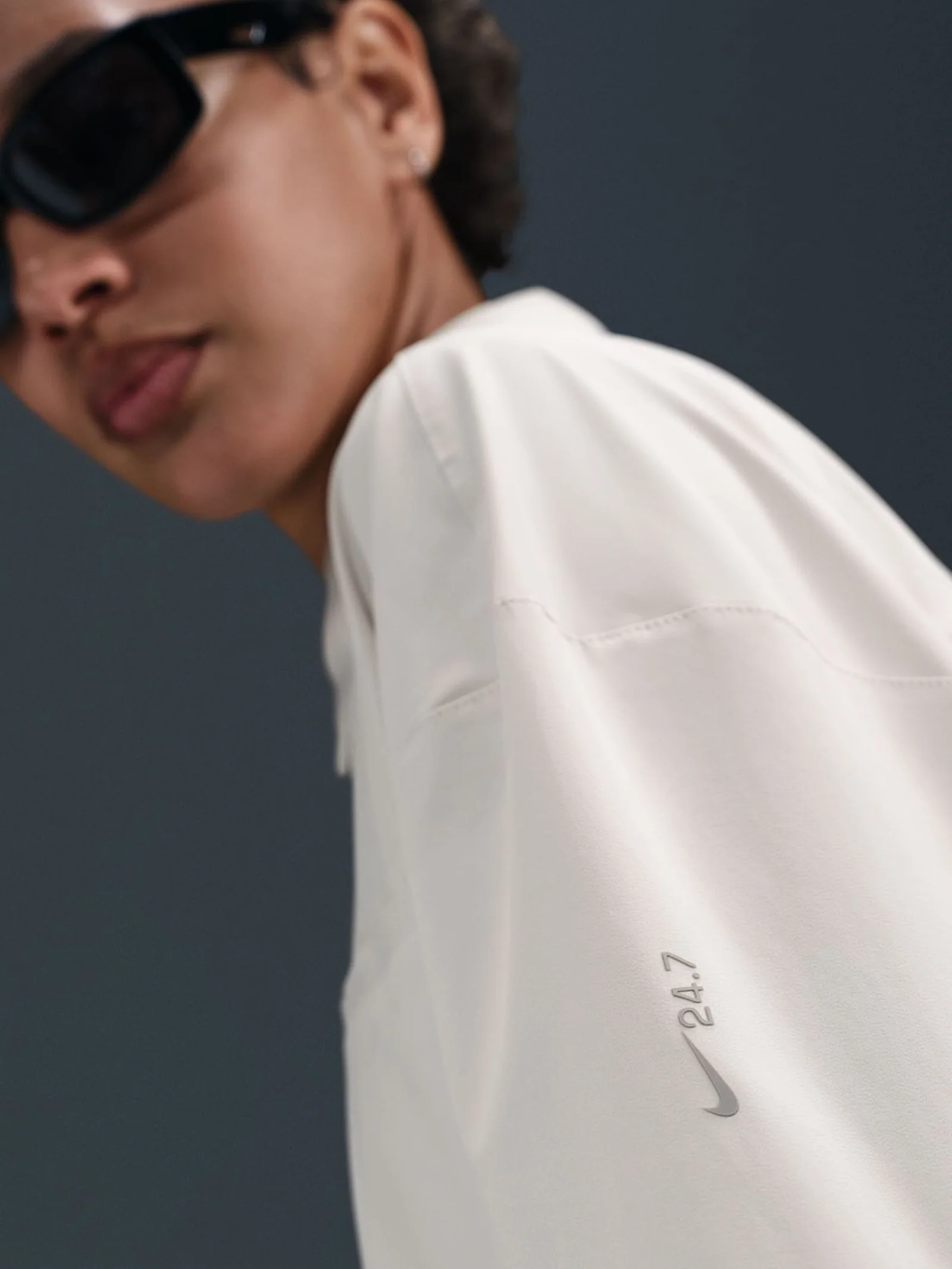 Women's Dri-FIT Oversized Long-Sleeve Shirt - Image 4