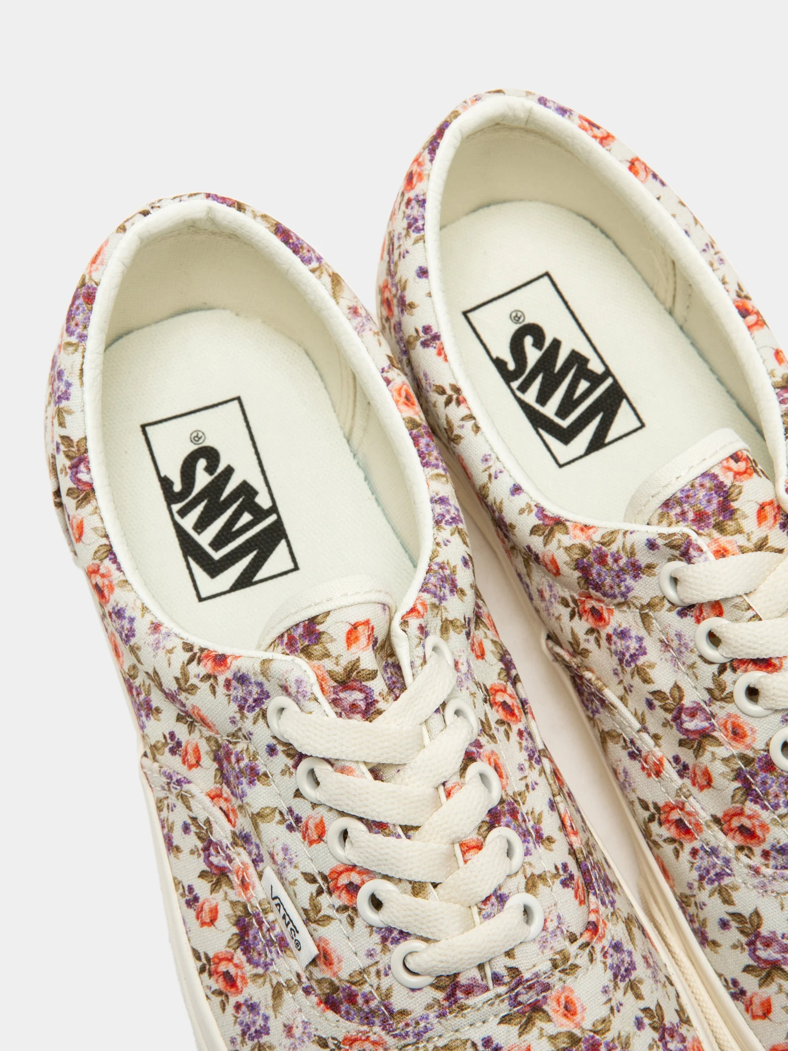 Womens Era Sneakers - Image 3