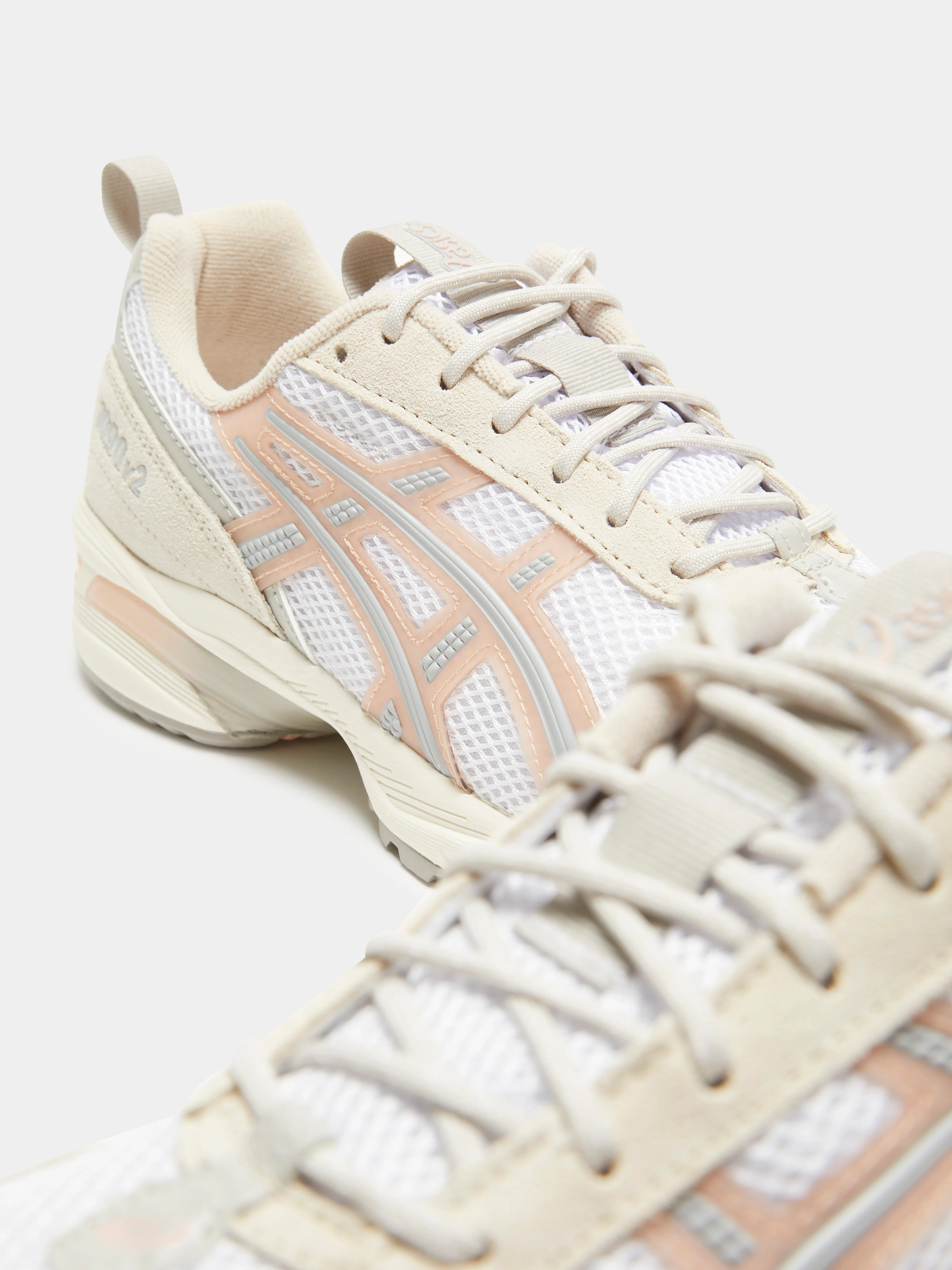 Womens Gel-1090 V2 Sneakers - Image 4