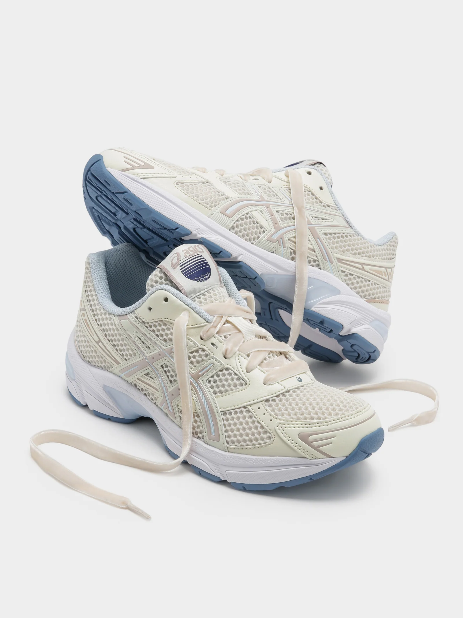 Womens Gel 1130 Sneakers - Image 3