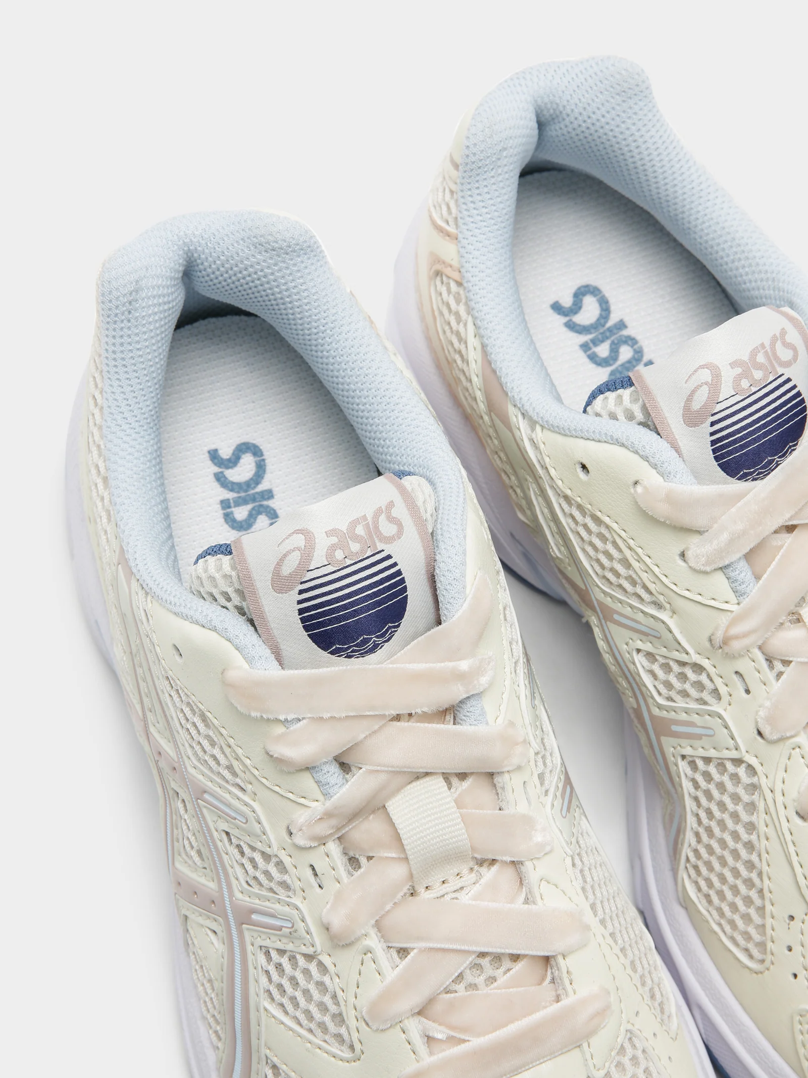 Womens Gel 1130 Sneakers - Image 4