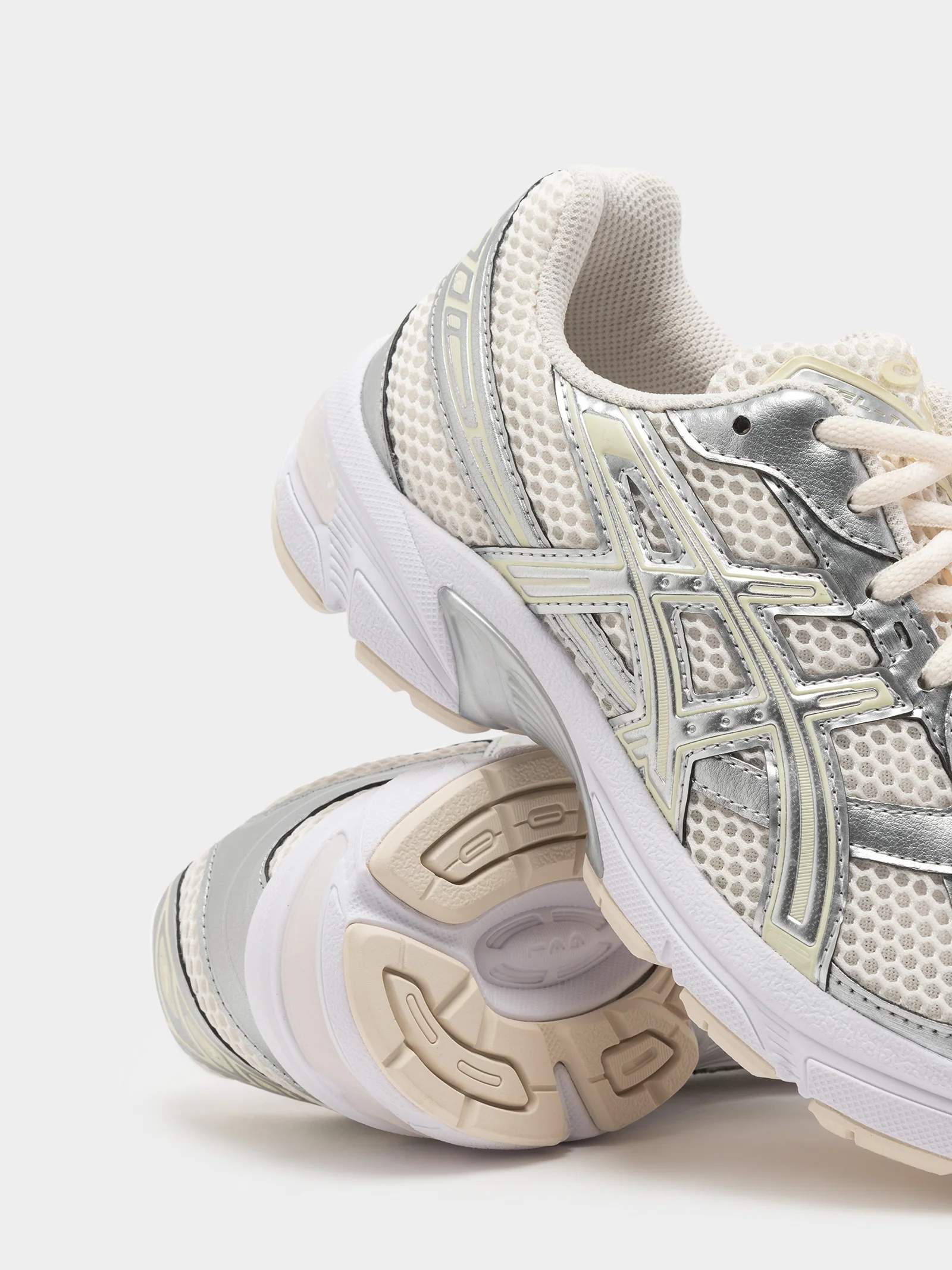 Womens Gel 1130 Sneakers - Image 5