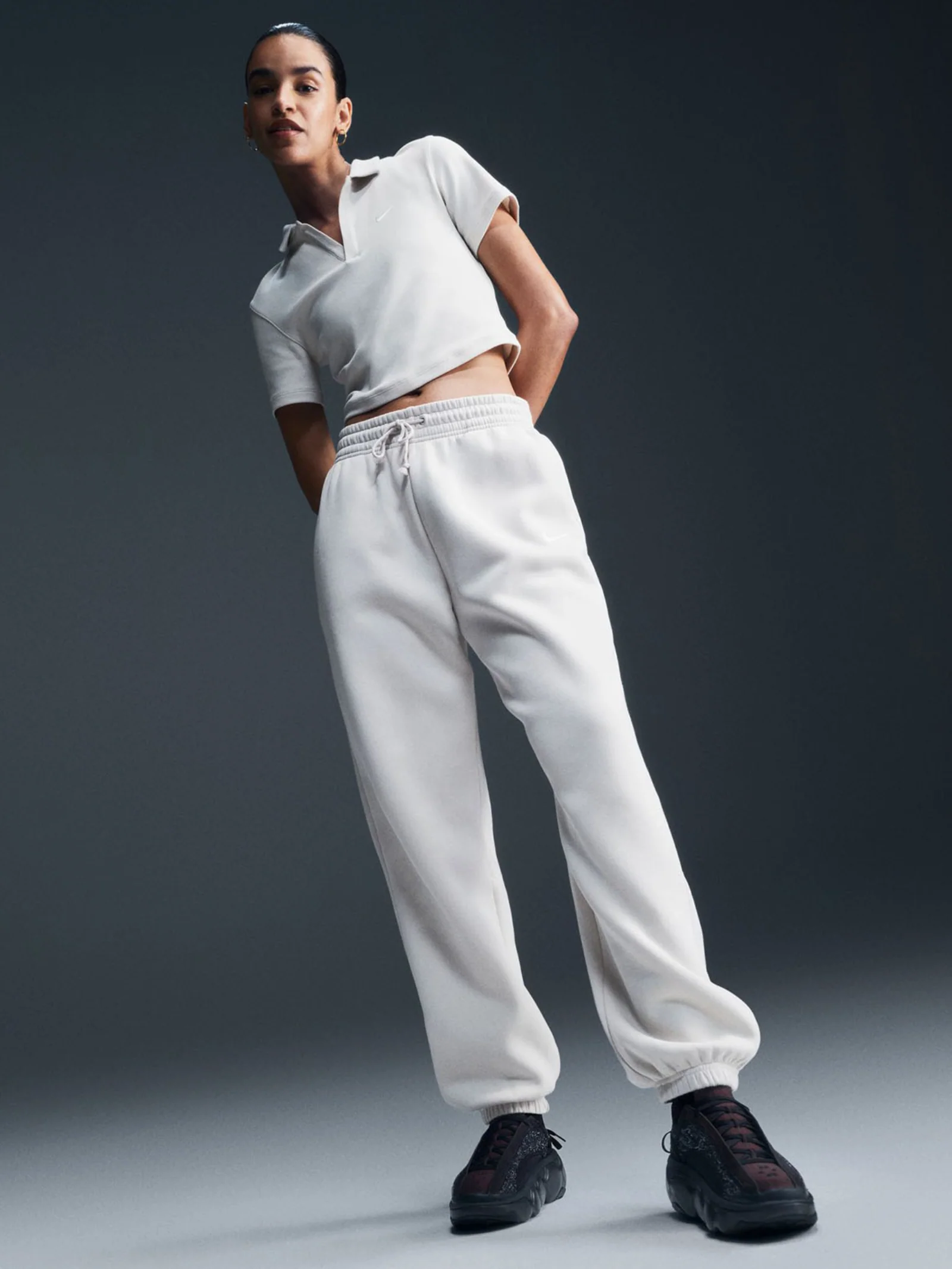 Women's High-waisted -Oversized Sweatpants - Image 4