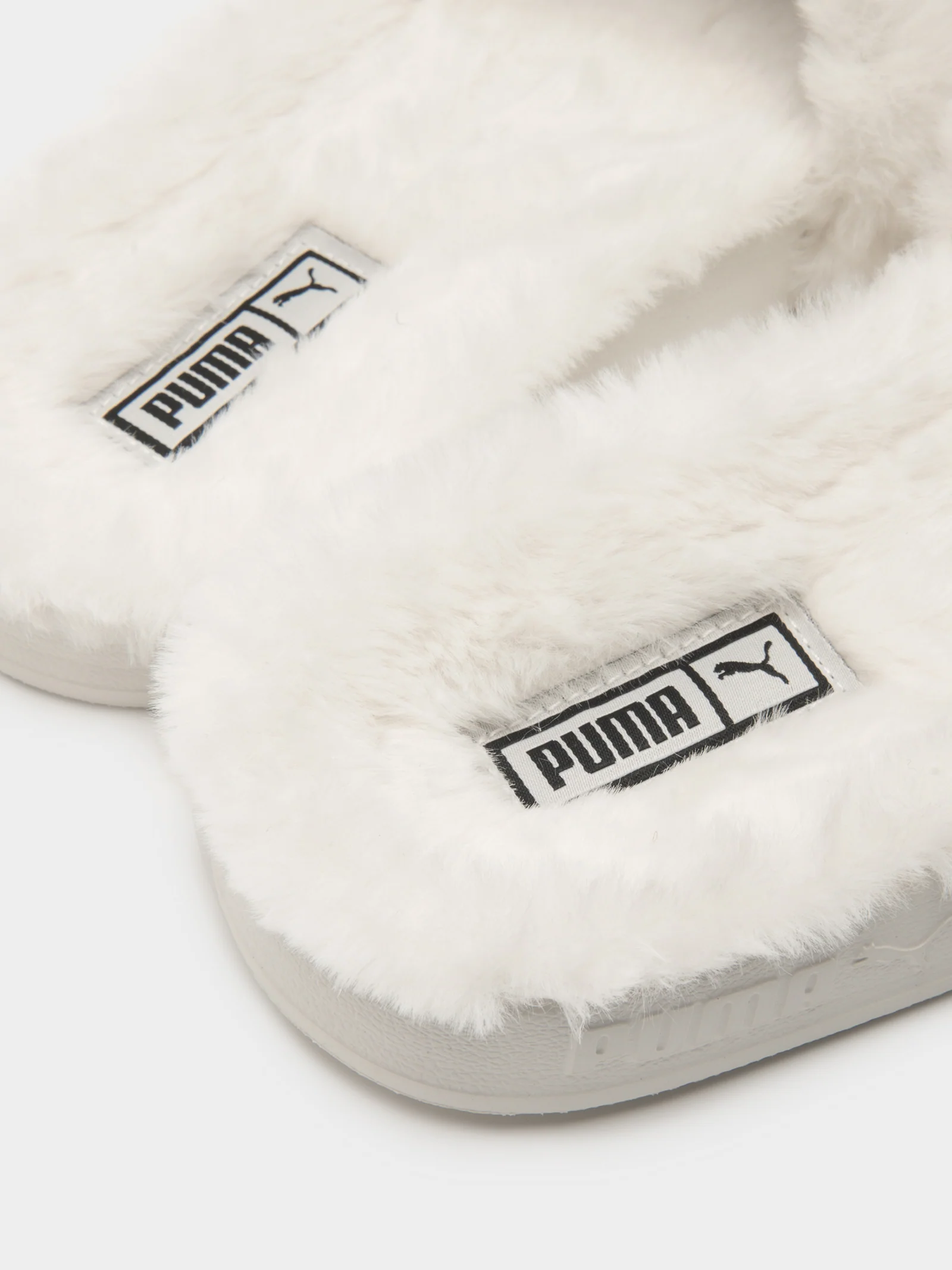Womens Leadcat 2.0 Fluffy Slides - Image 5