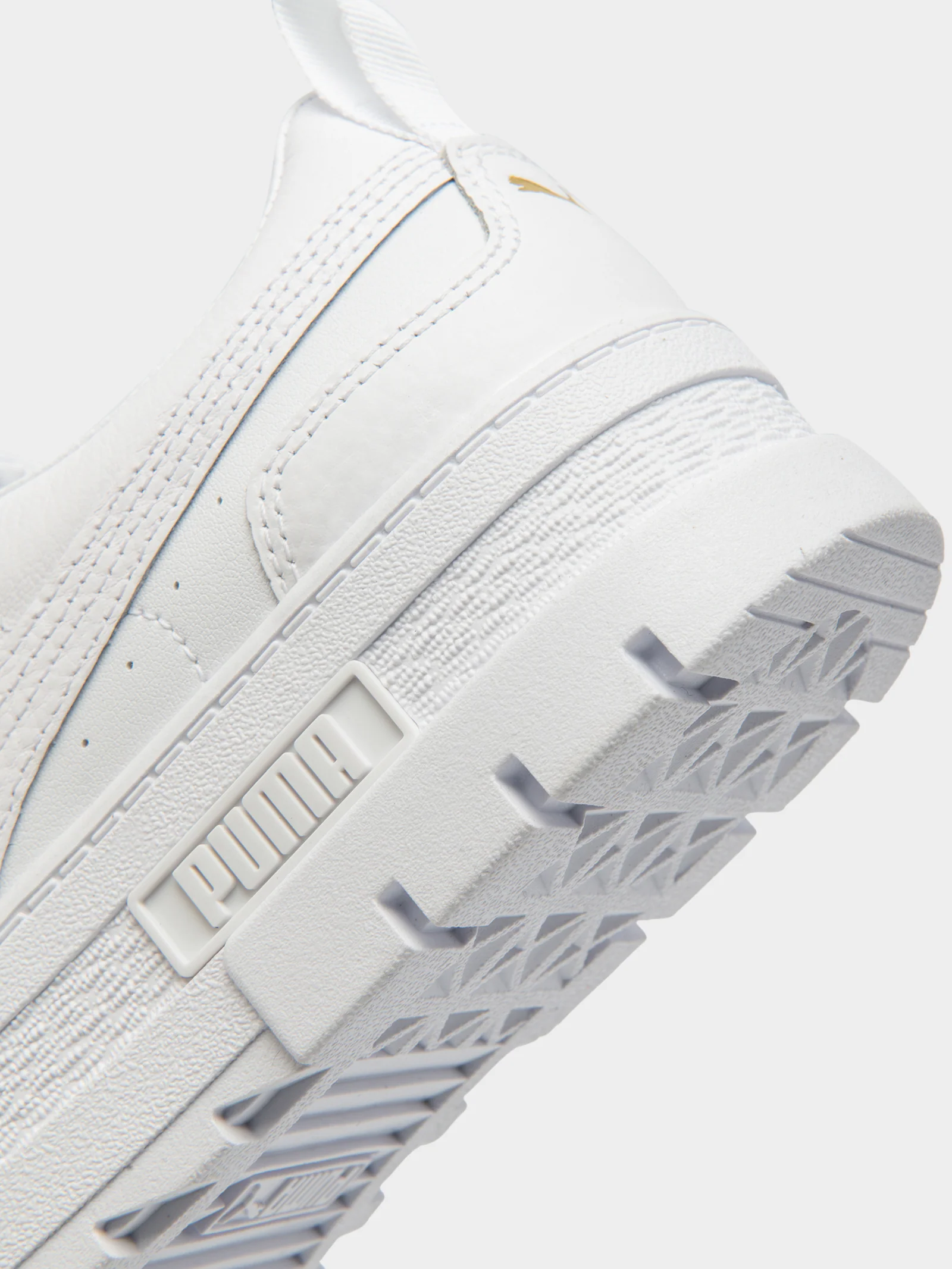 Womens Mayze Classic Sneakers - Image 4