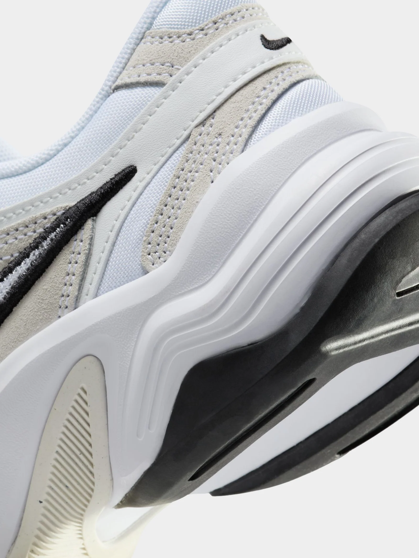 Womens Nike AL8 Sneaker - Image 3