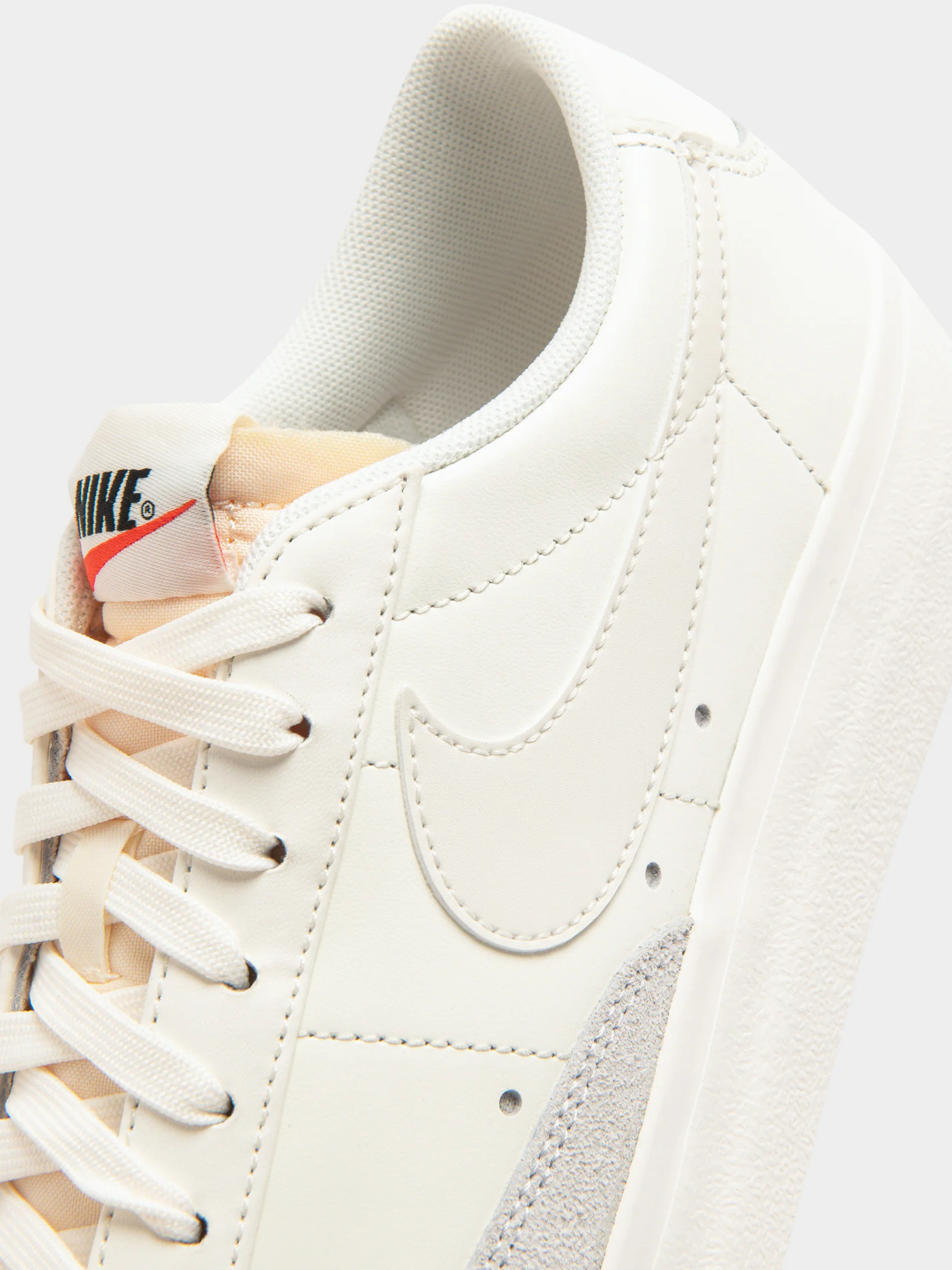 Womens Nike Blazer Low Platform - Image 4