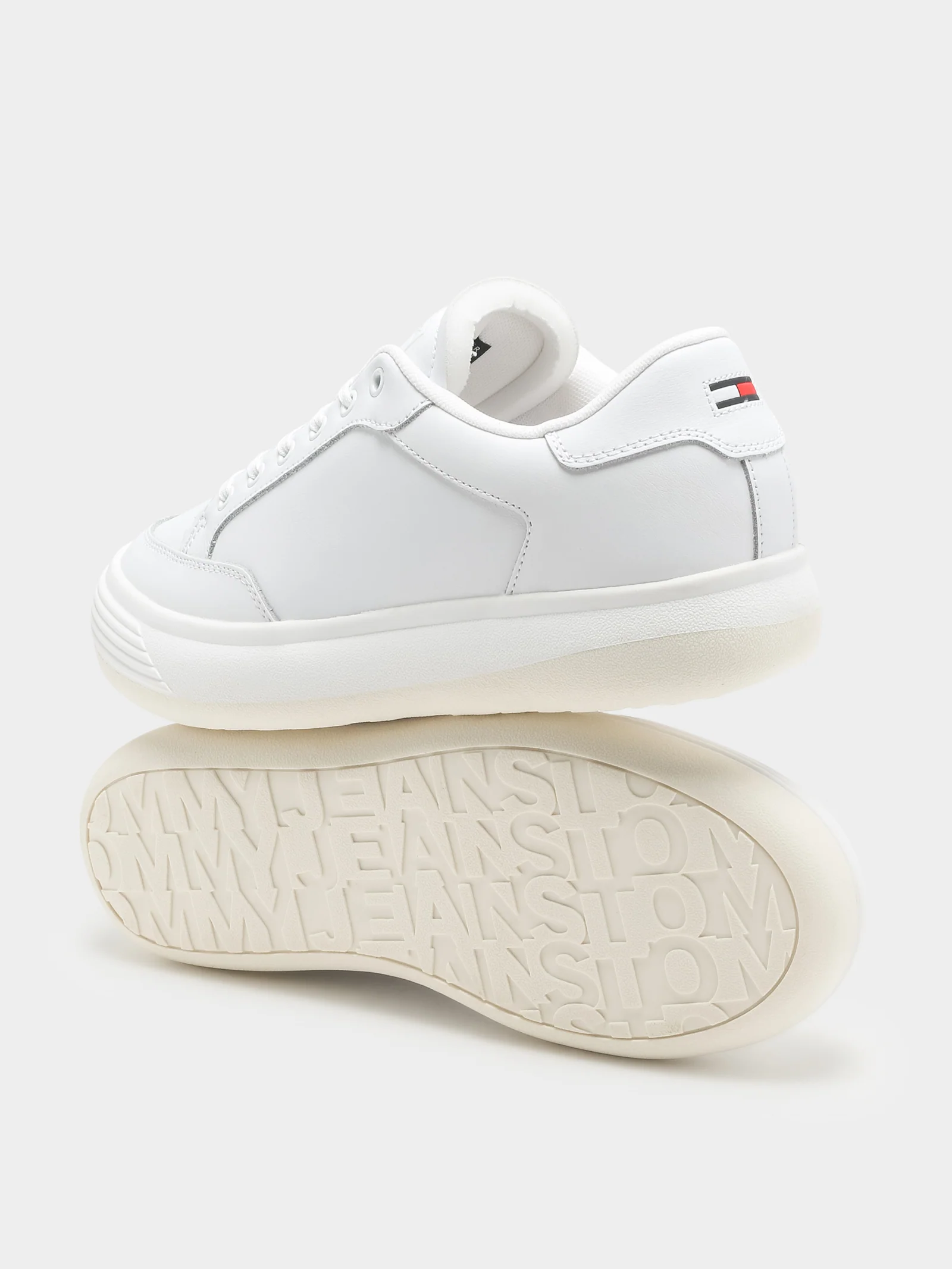 Womens Olivia 1A Sneakers - Image 2