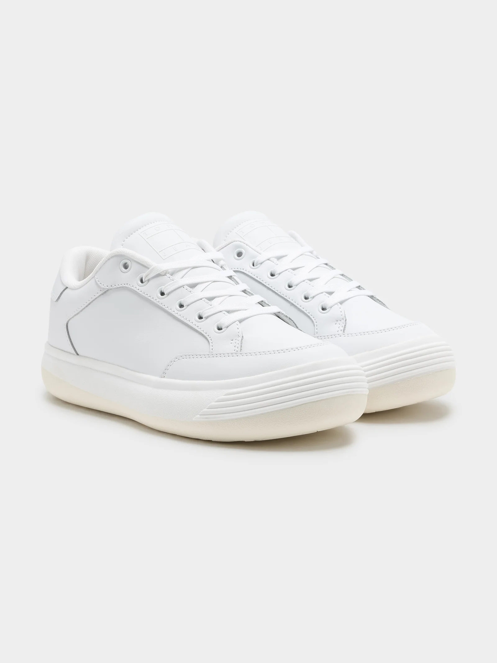 Womens Olivia 1A Sneakers - Image 6