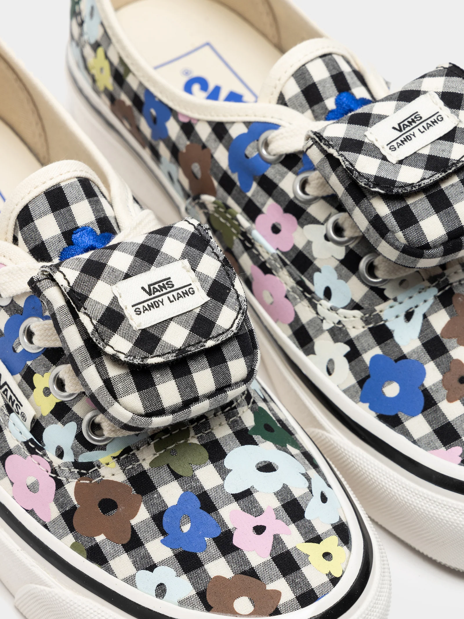 Womens Sandy Liang Authentic 44 DX Sneakers - Image 5