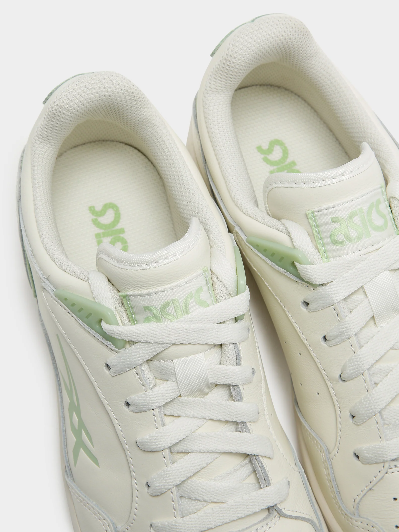 Womens Skycourt Sneakers - Image 4