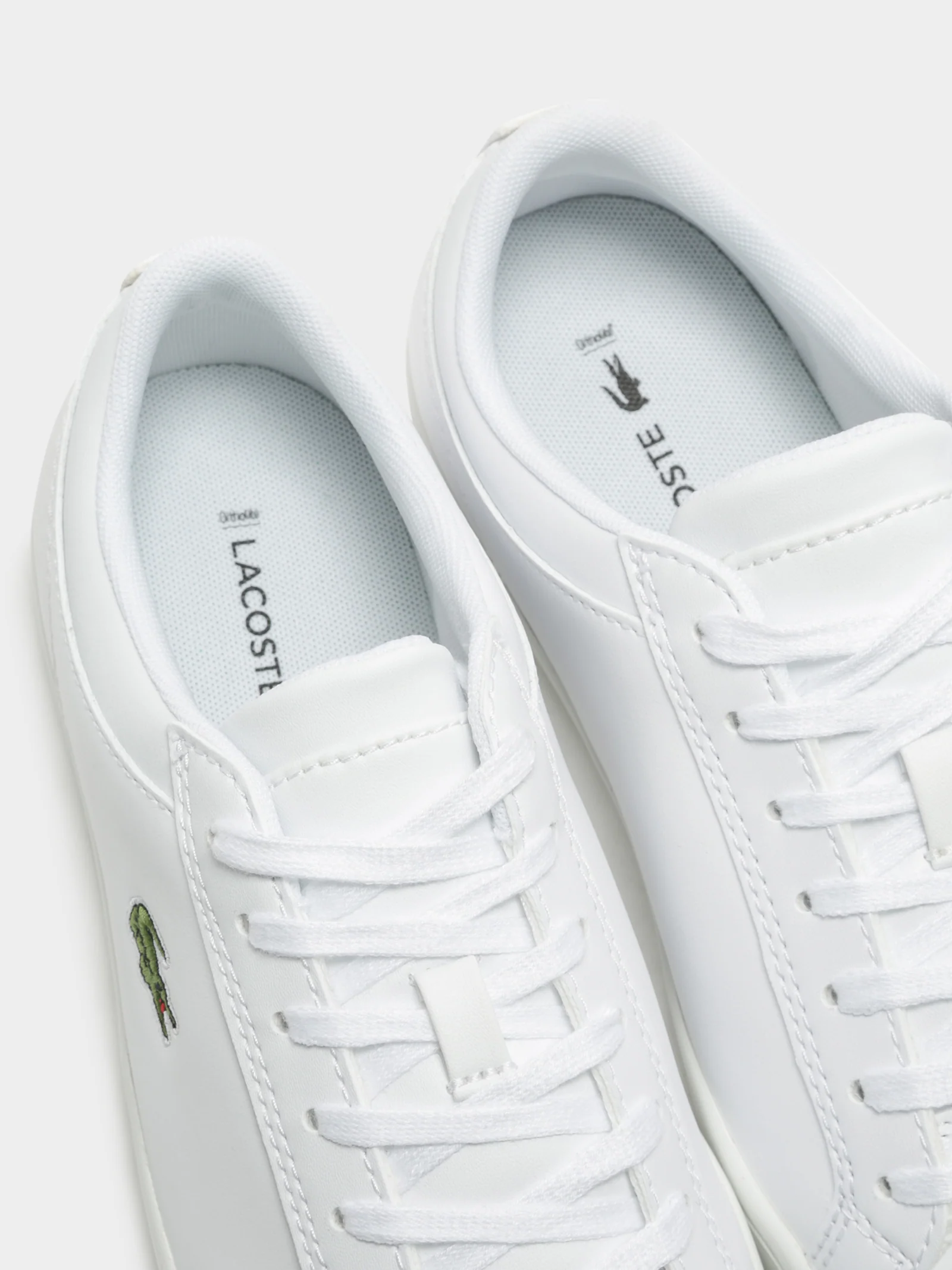 Womens Straightset Sneakers - Image 4