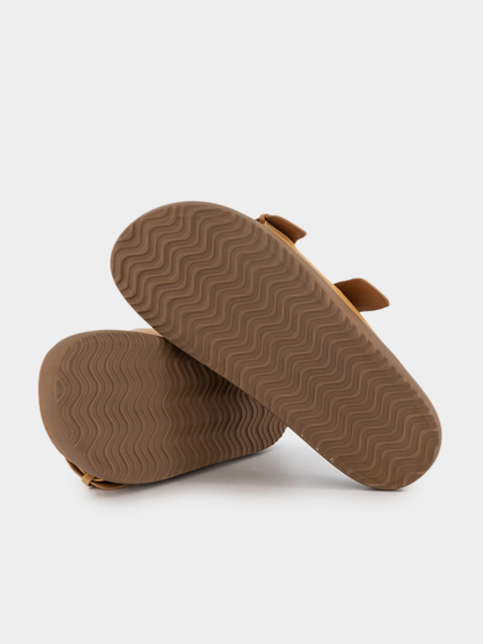 Womens Ultralite Buckle Sandal - Image 7