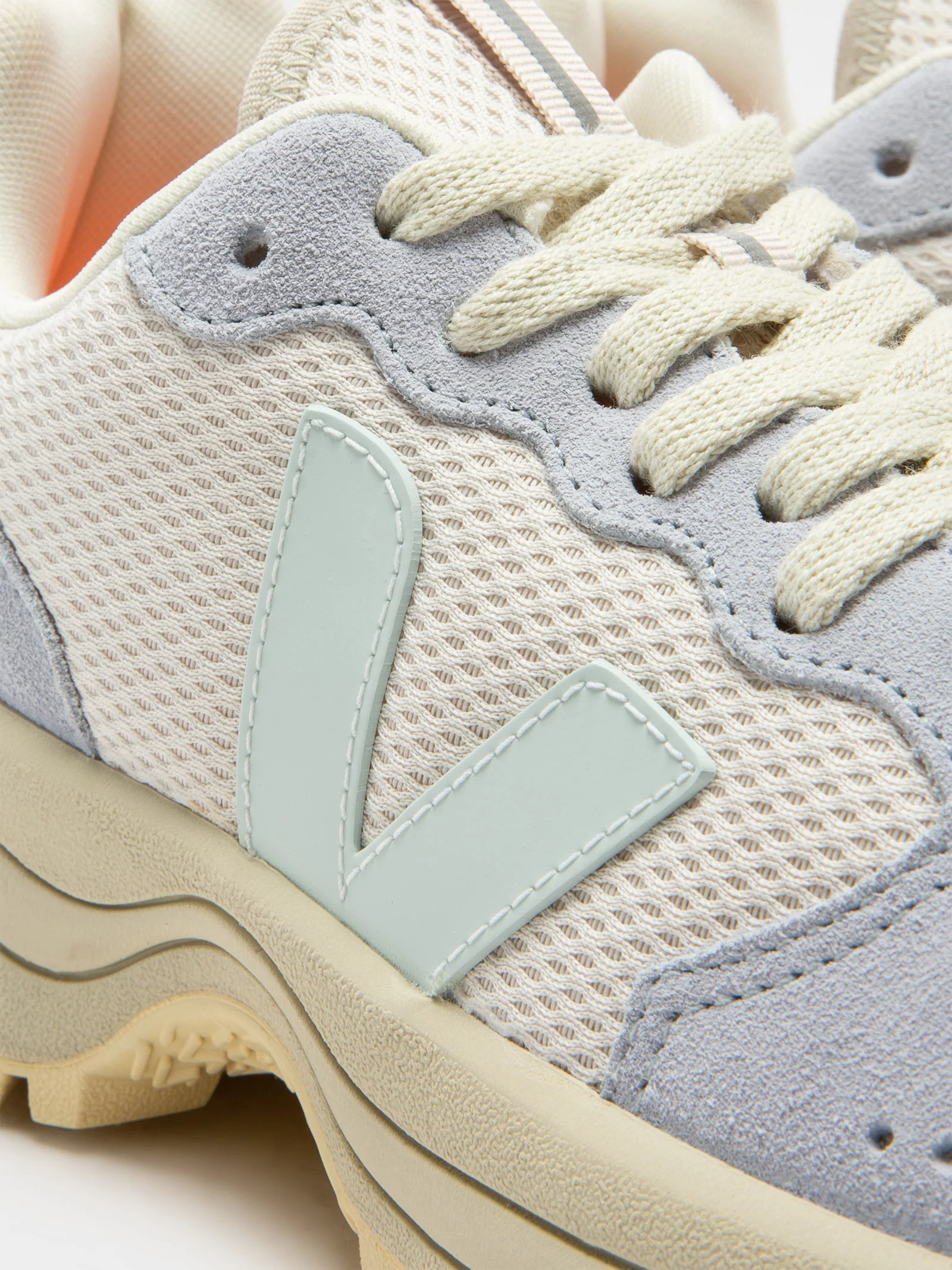 Womens Venturi Alveomesh Sneakers - Image 4