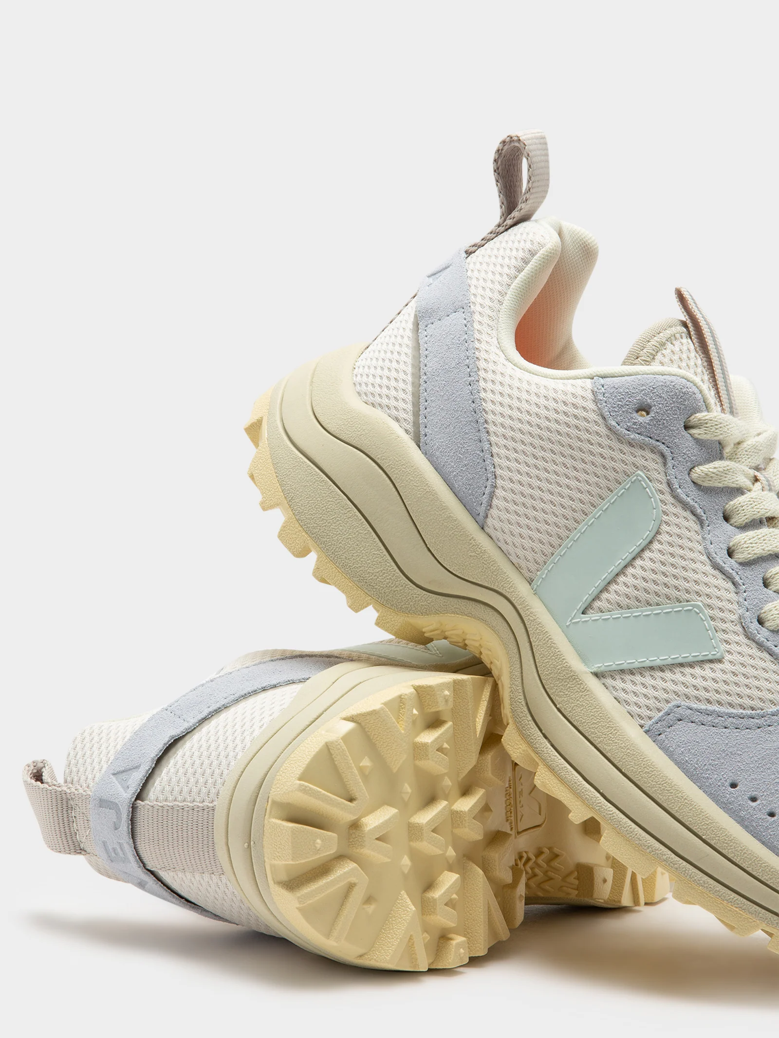 Womens Venturi Alveomesh Sneakers - Image 5