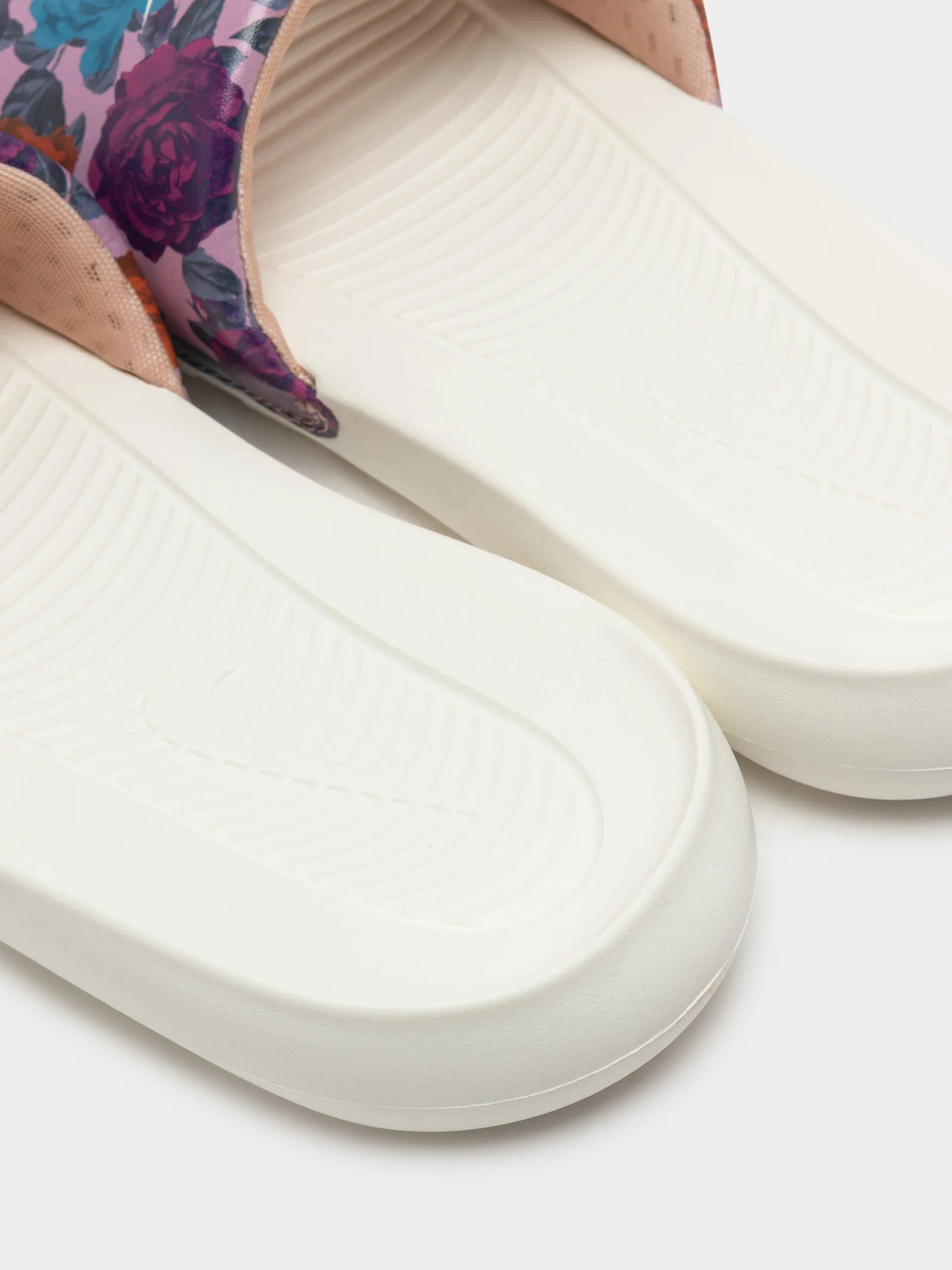Womens Victori One Slides - Image 5