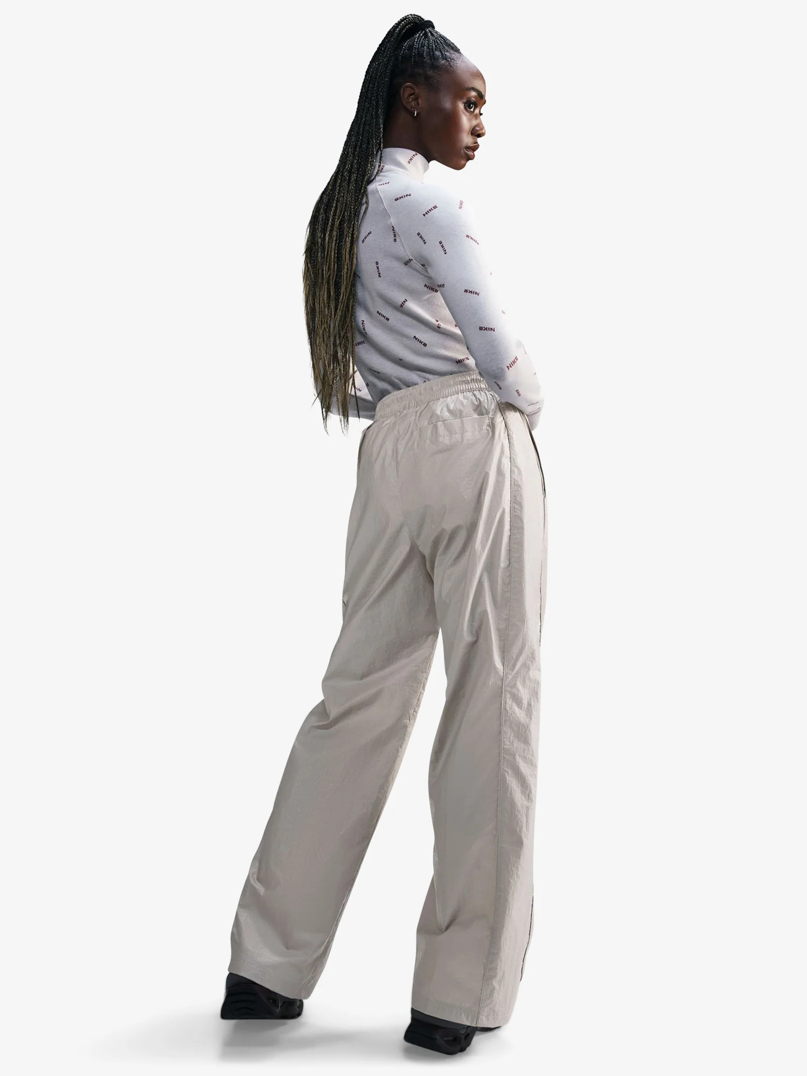 Women's Woven High-Waisted Open-Hem Pants - Image 2