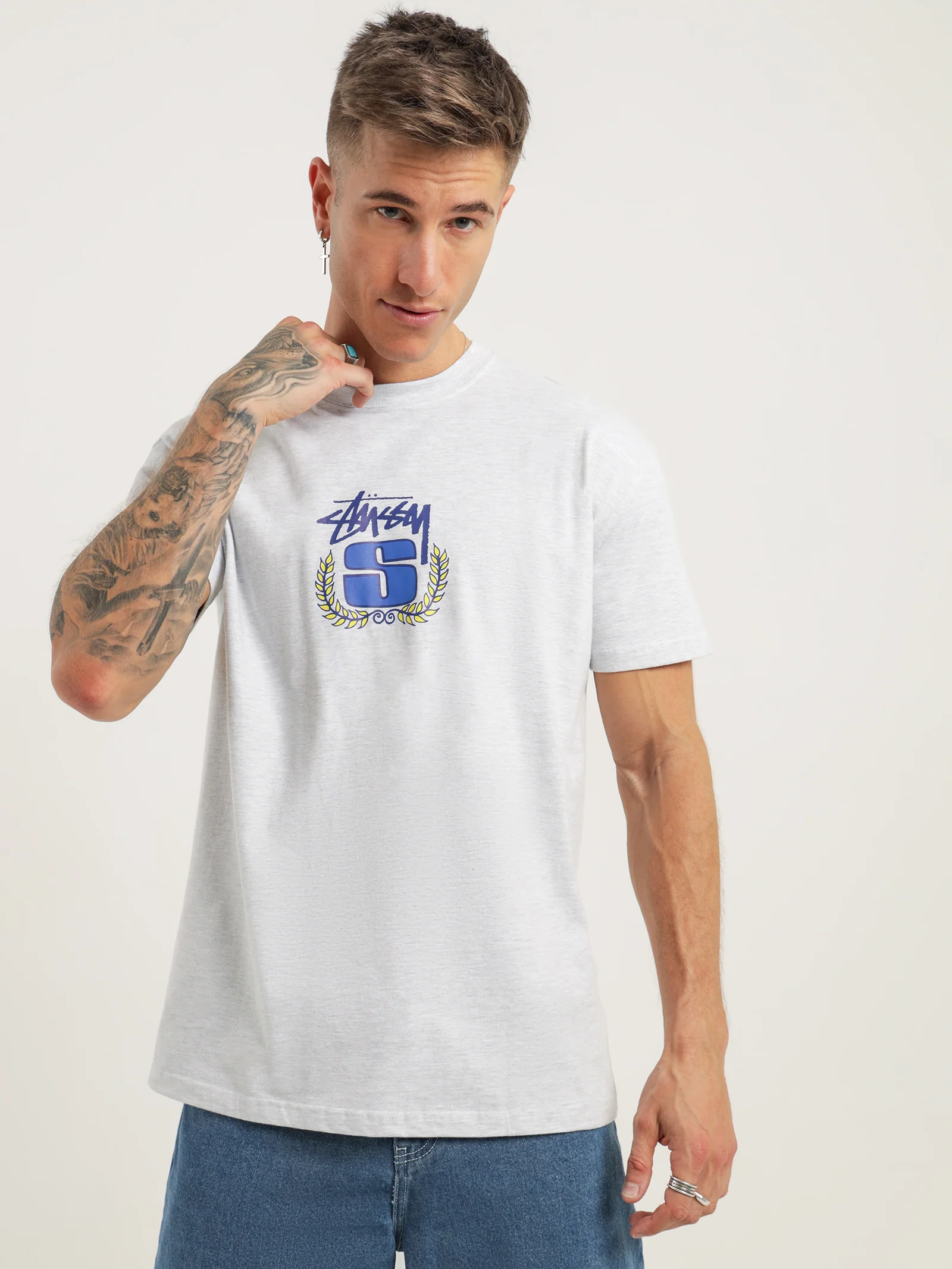 Wreath HW T-Shirt - Image 5