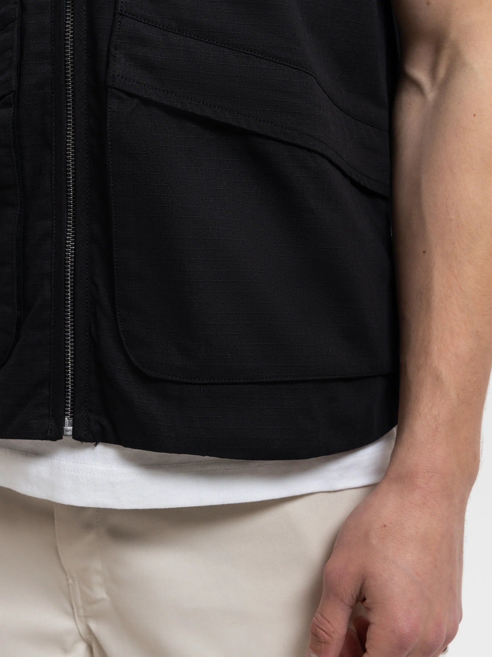 Wyatt Cargo Vest - Image 3