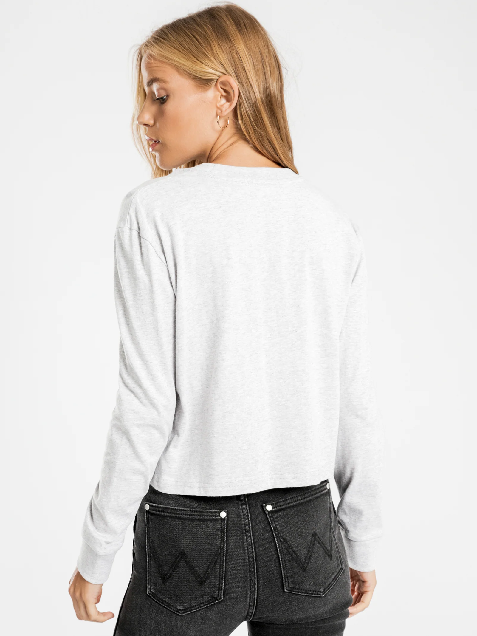 Xavier Crop Long Sleeve BF T-Shirt - Image 5