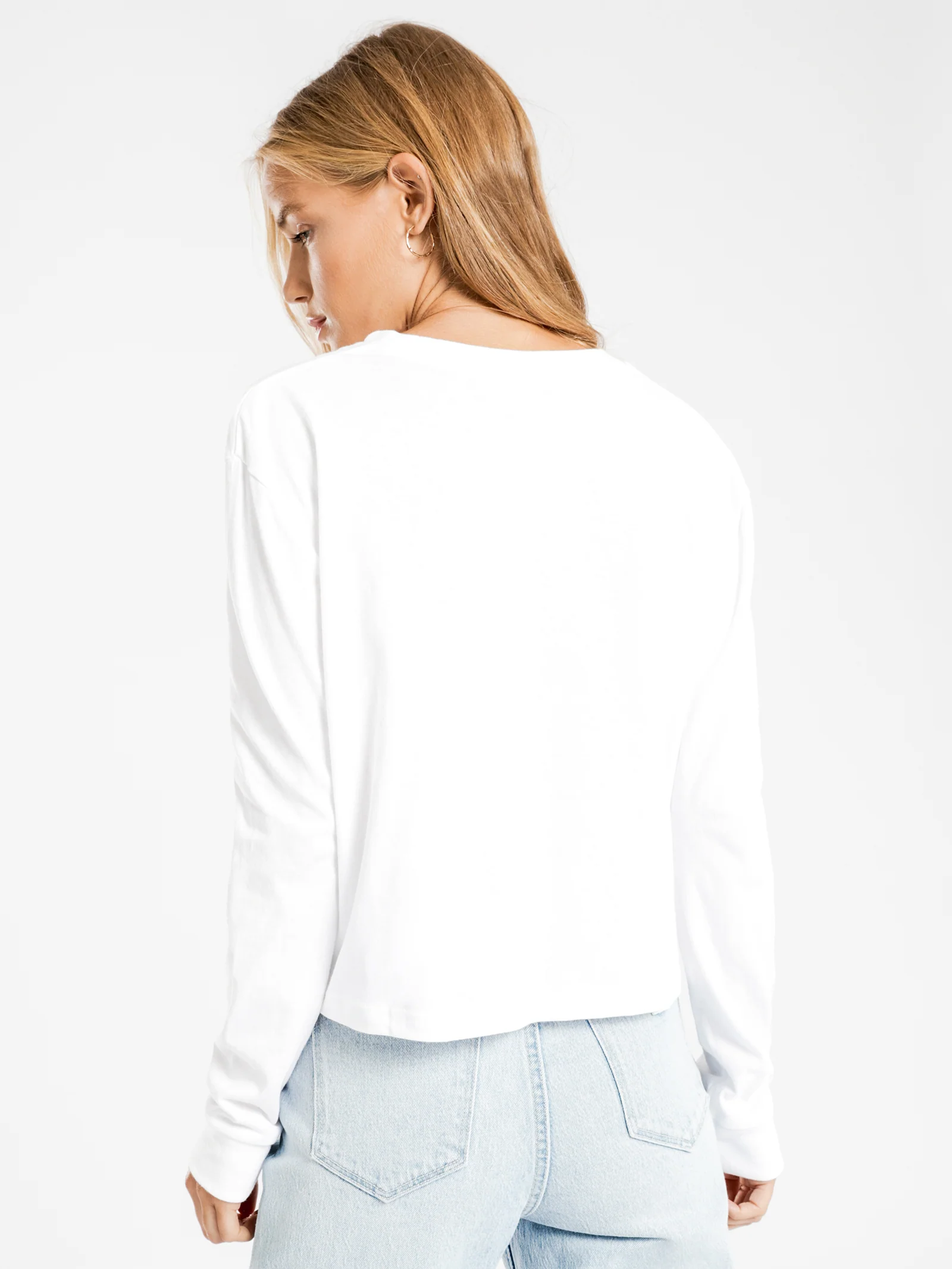 Xavier Crop Long Sleeve BF T-Shirt - Image 3